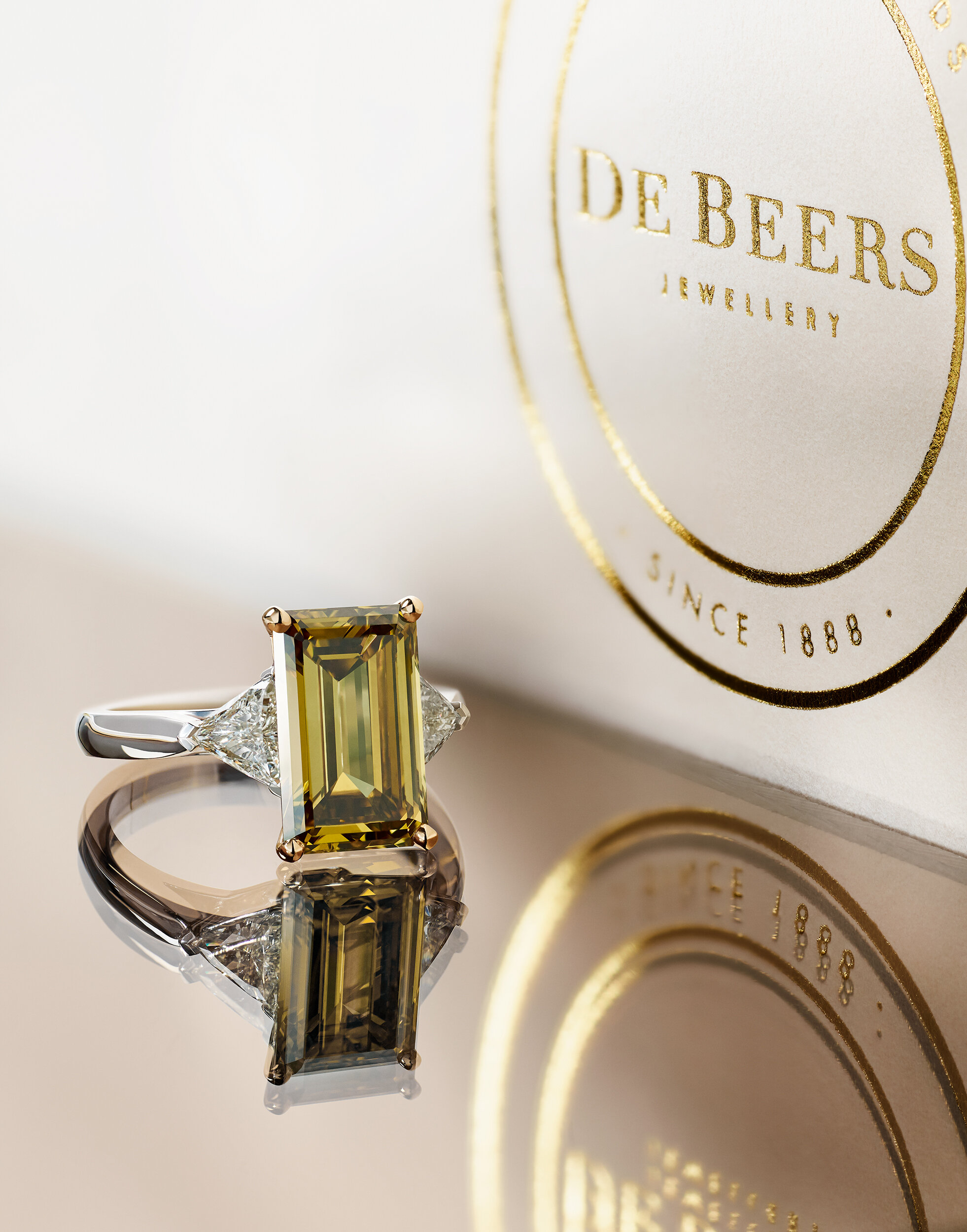  Emerald diamond ring shot for De Beers Diamond Jewellers 