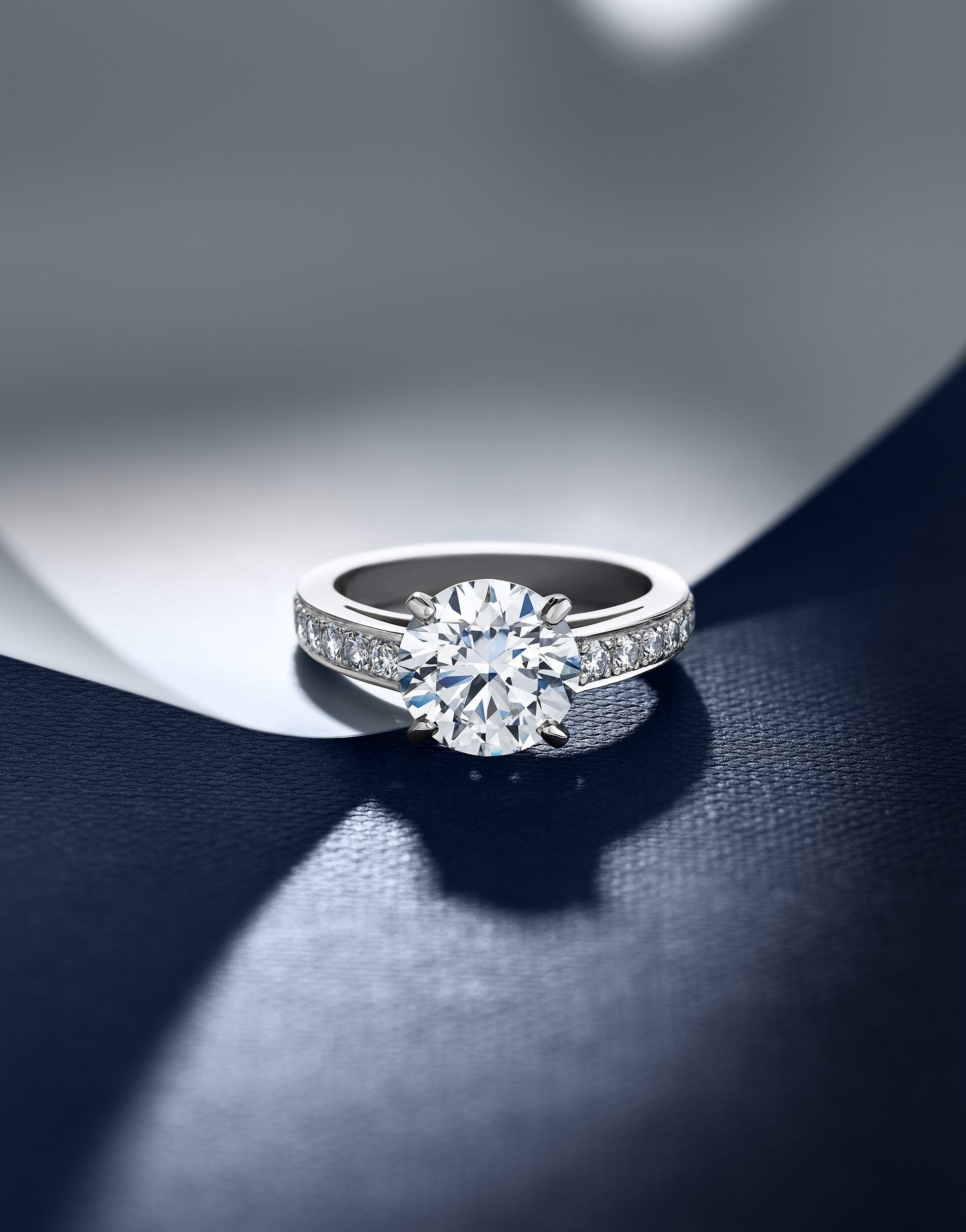  Diamond engaement ring shot for De Beers 