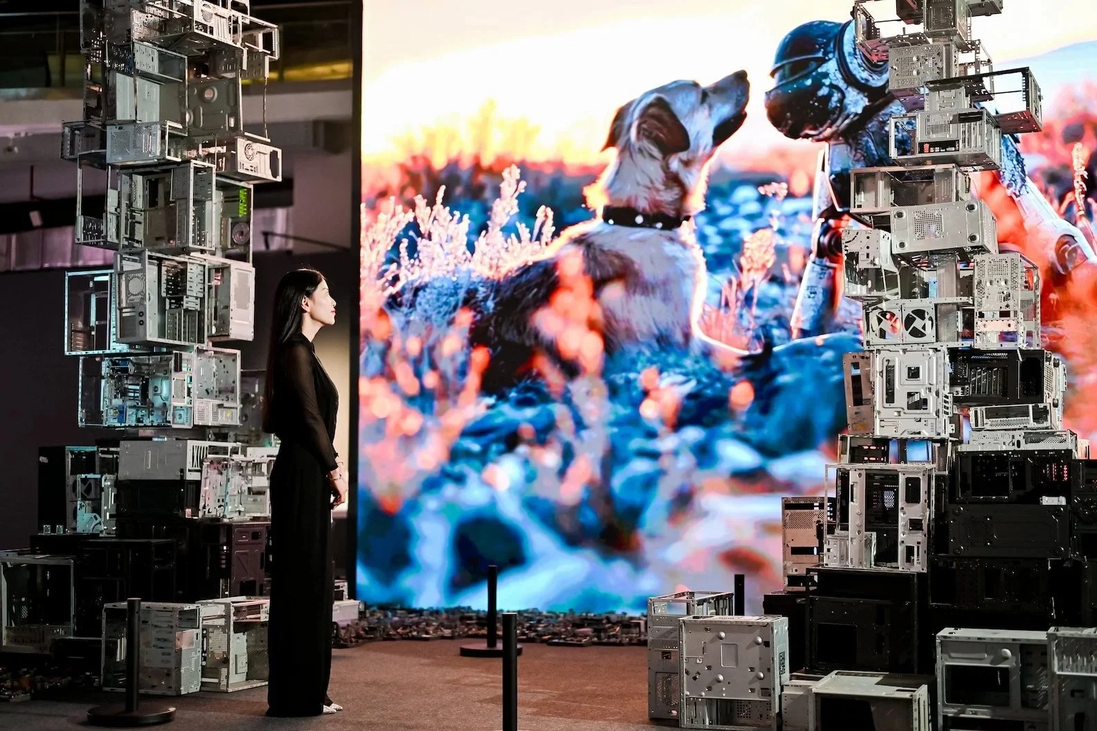 EMERGENCE[Y] broadcast: Exhibition coming soon