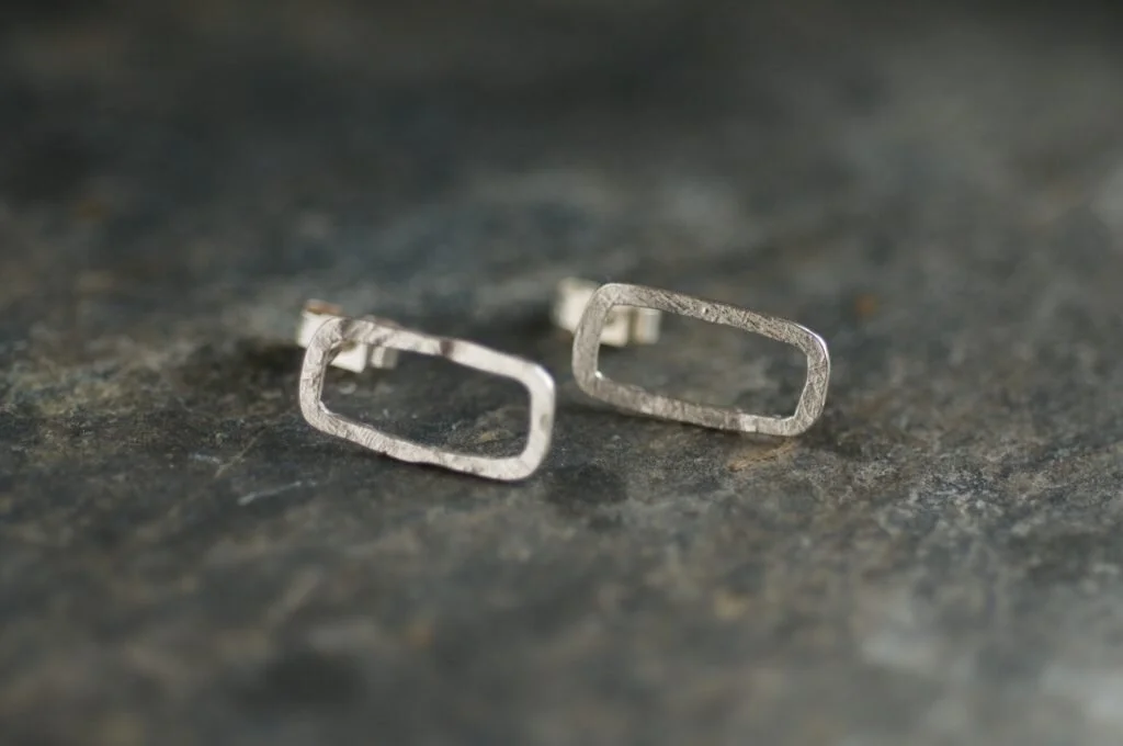 silver rectangular stud earrings