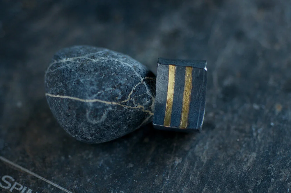Stunning Monolith stripe ring