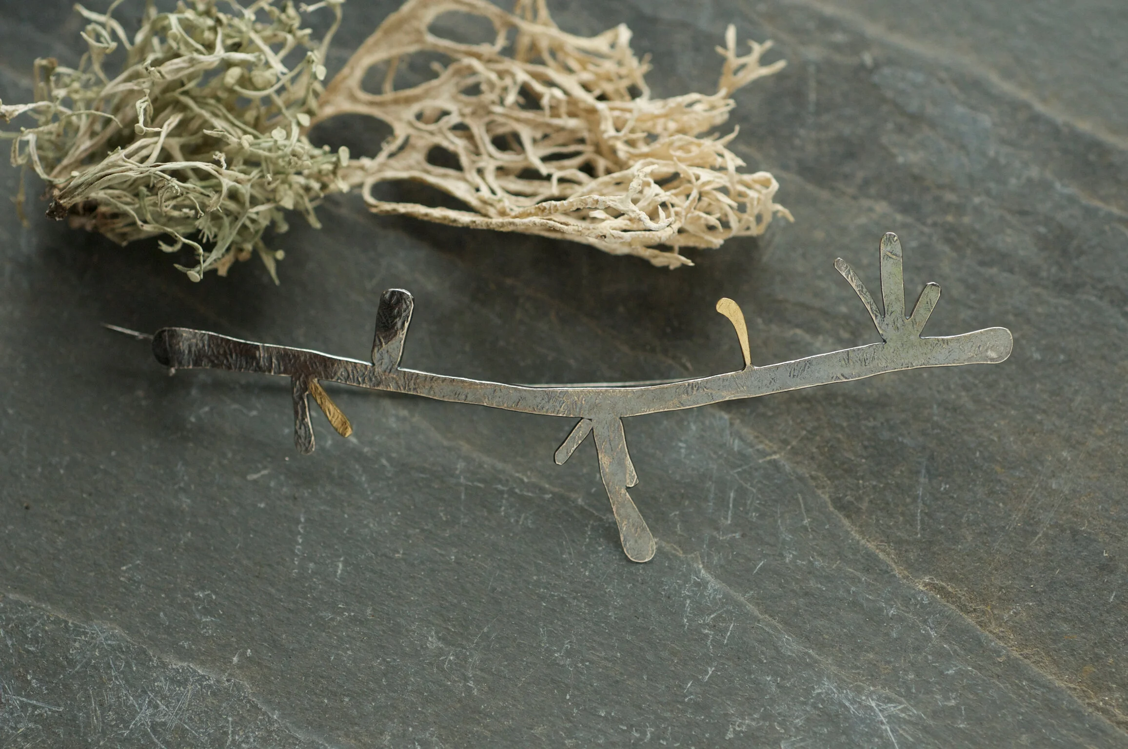 LICHEN BAR BROOCH
