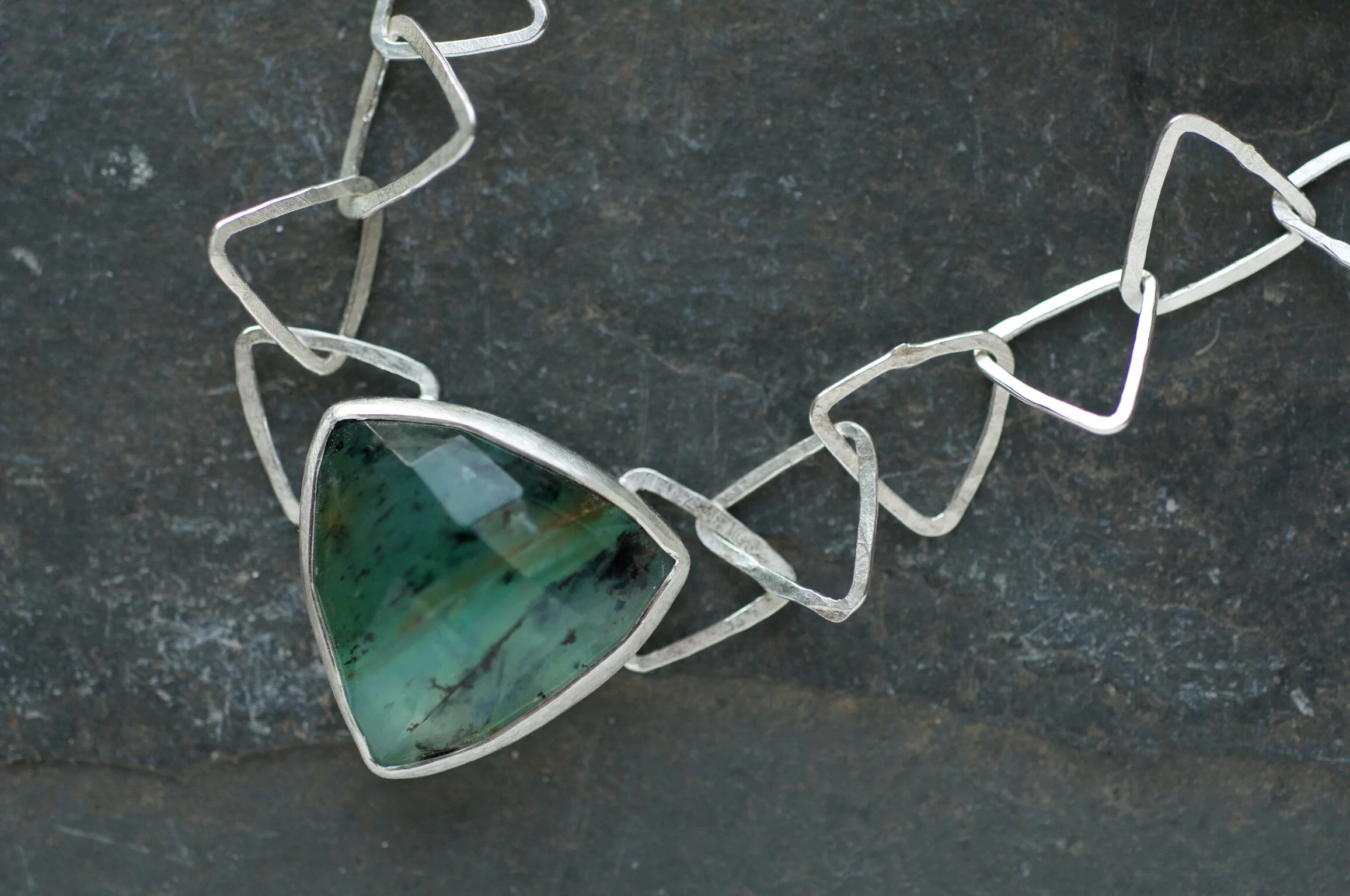 TRIANGLE LINK NECKLACE WITH PERUVIAN BLUE OPAL