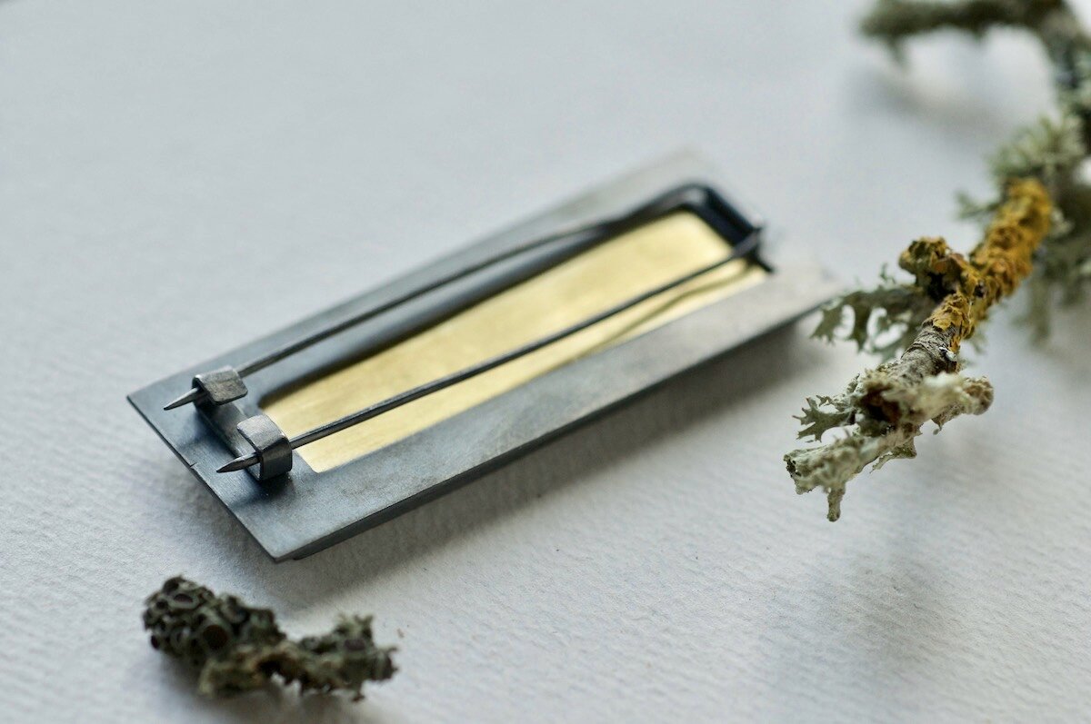 Talisman lichen frame brooch back