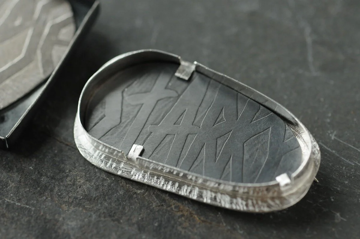 Starky brooch.jpg