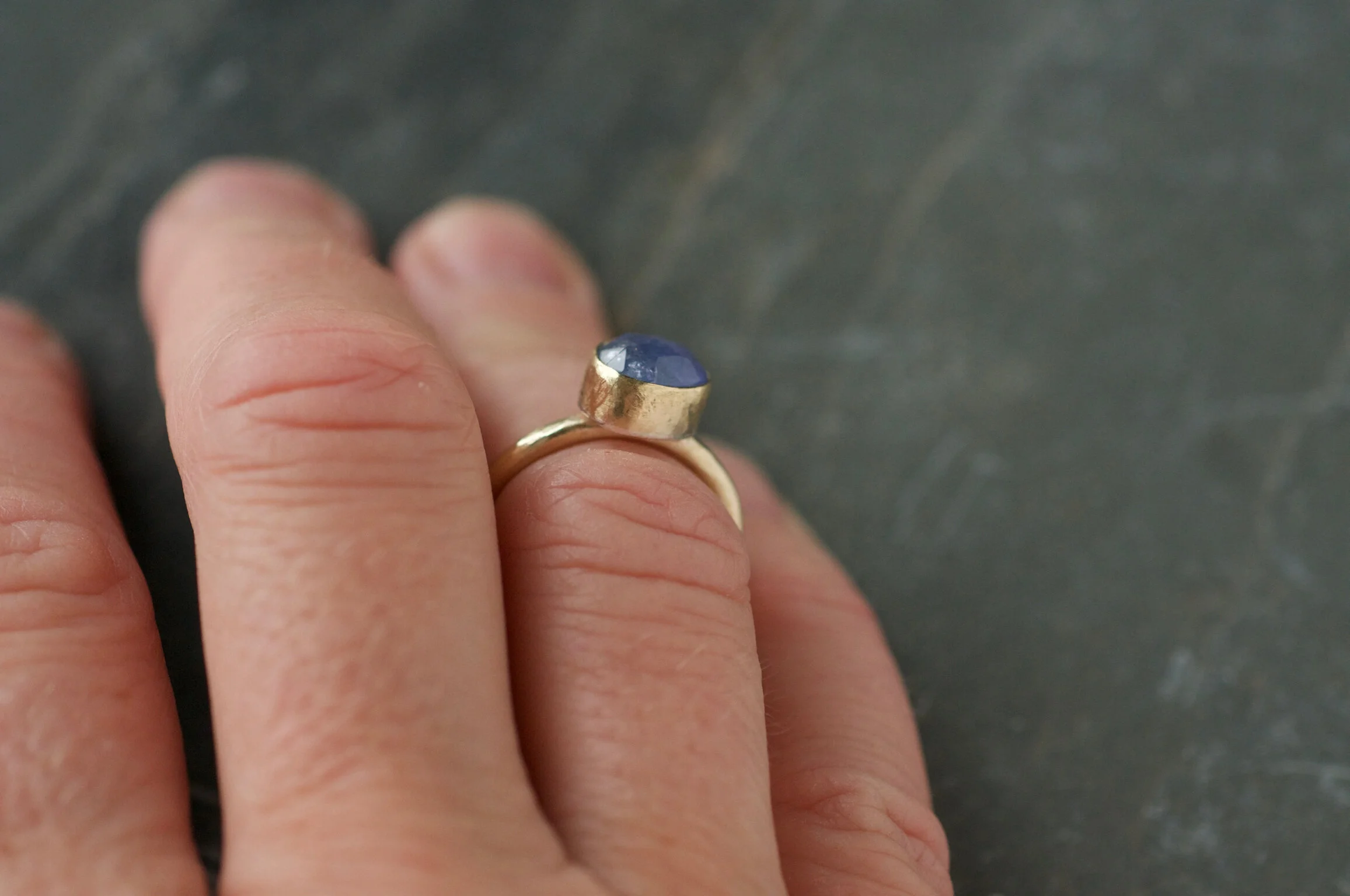 Gold and tanzanite ring