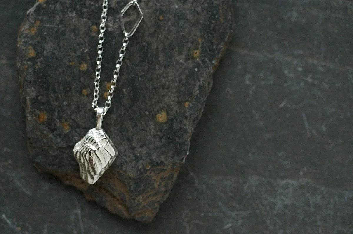 TOPOGRAPHY NECKLACE