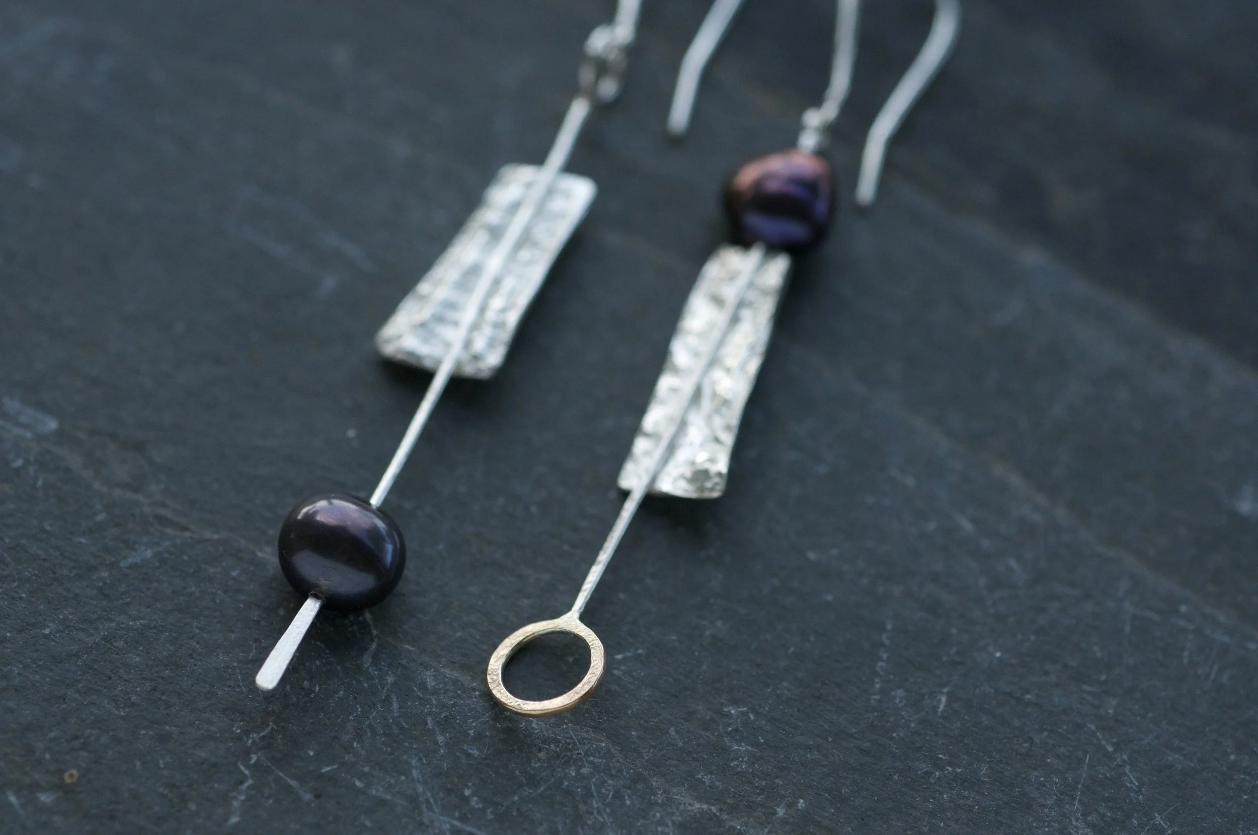 Tahitian pearl mis-matched earrings