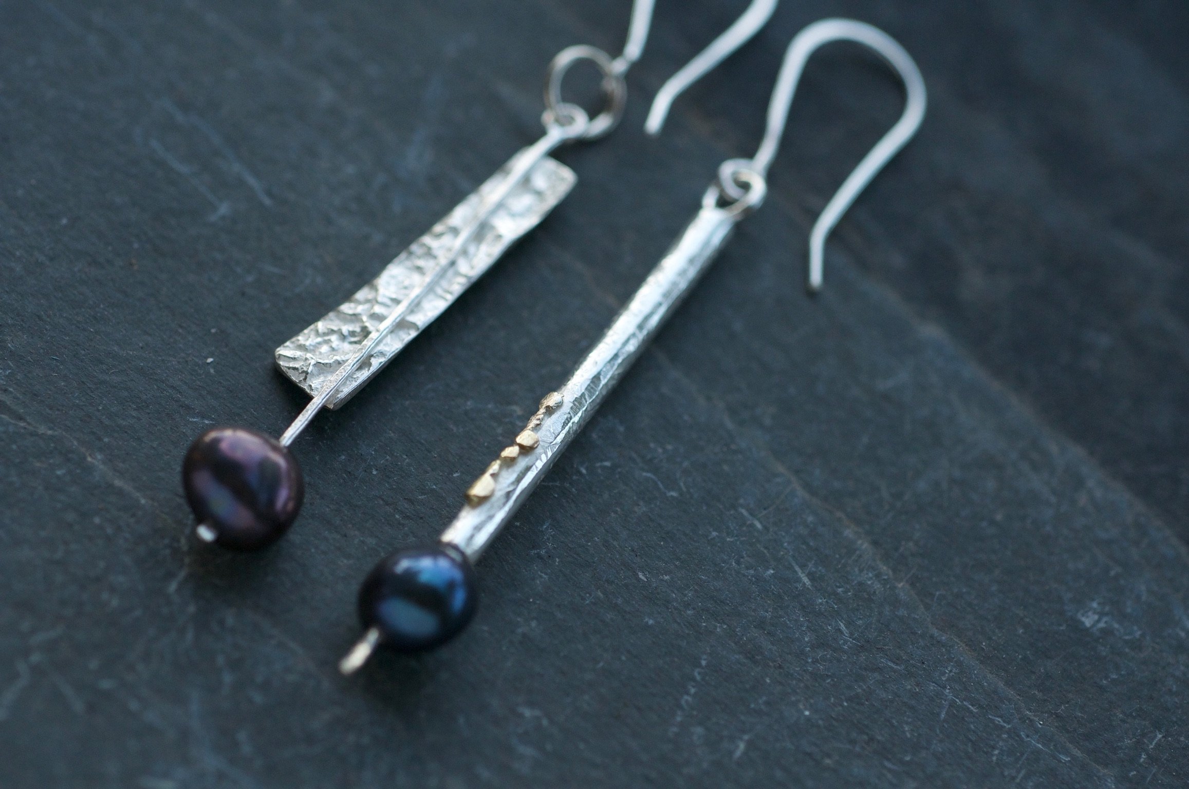 Tahitian pearl mismatched earrings 5th edition