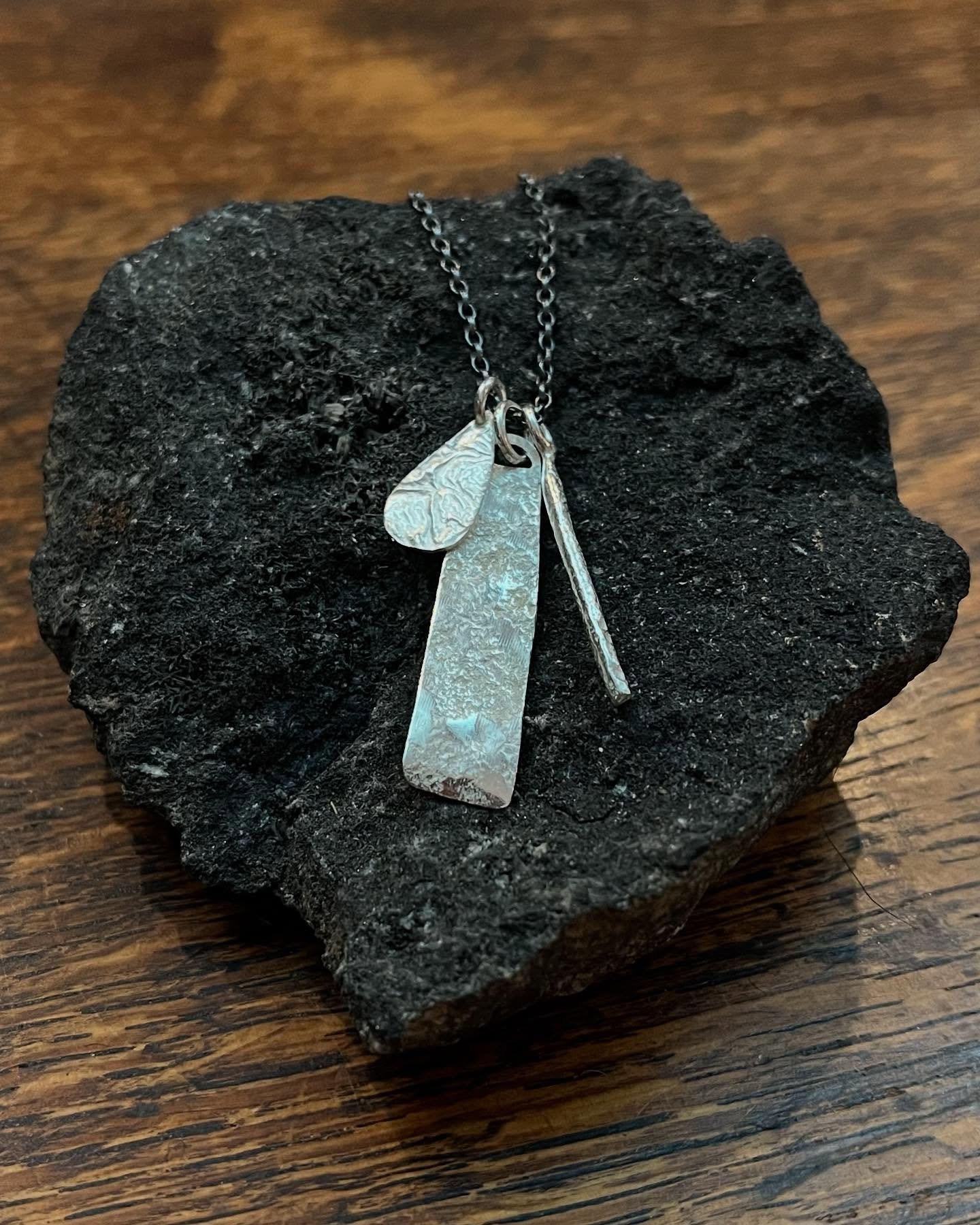 Something new for this weekend - I am doing 2  Christmas fairs! 

Creek Arts Christmas fair in Devoran
Potager Christmas Fair at Potager Gardens near Constantine. 

The necklace has a central piece of granite hammered silver shaped like a monolith st