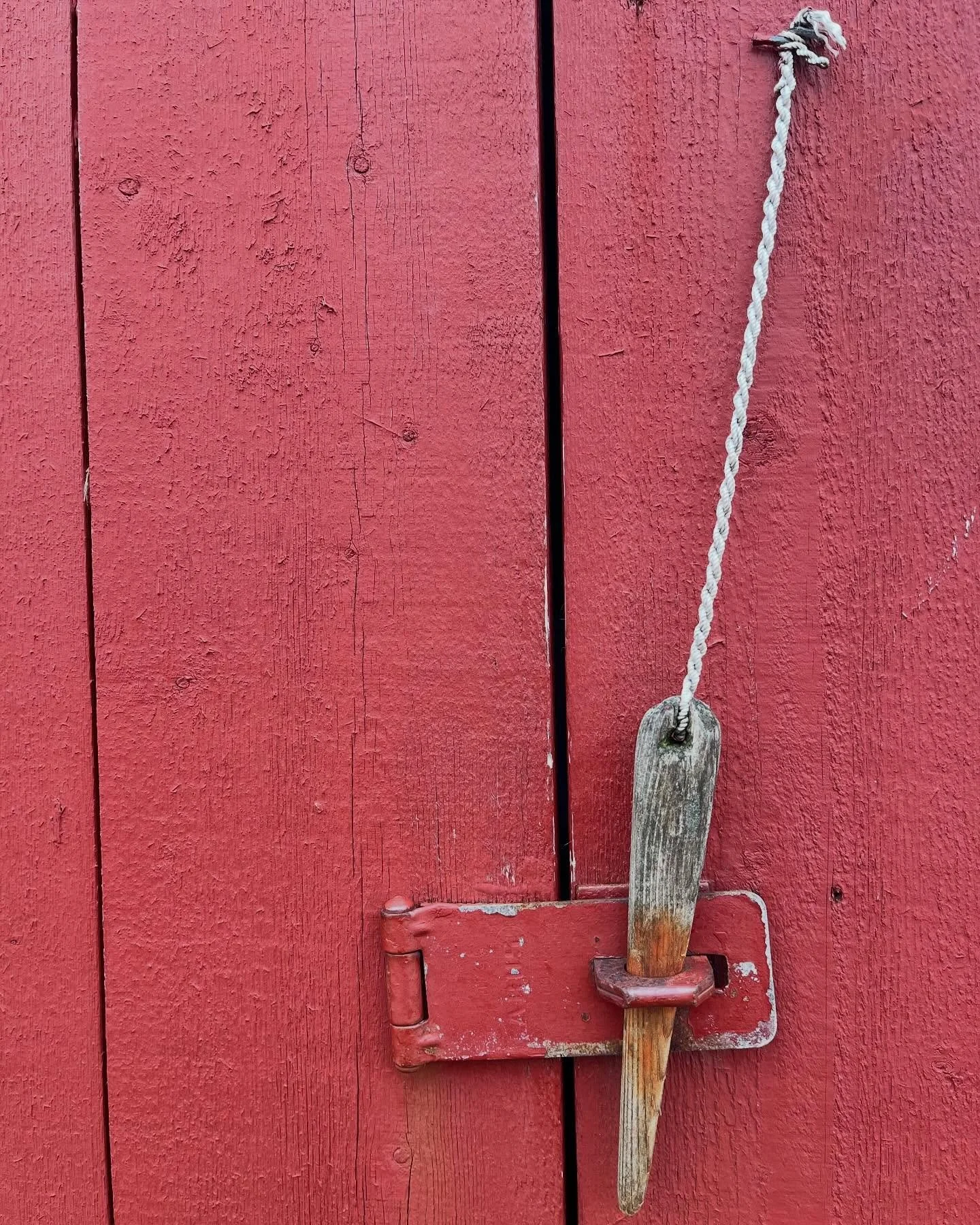 It&rsquo;s a month since I spent my first day in this magical place.magical because it restored my creativity, it gave me time me, it allowed me the luxury of simply sitting with the landscape and my inner voice.

I think about @thearctichideaway eve