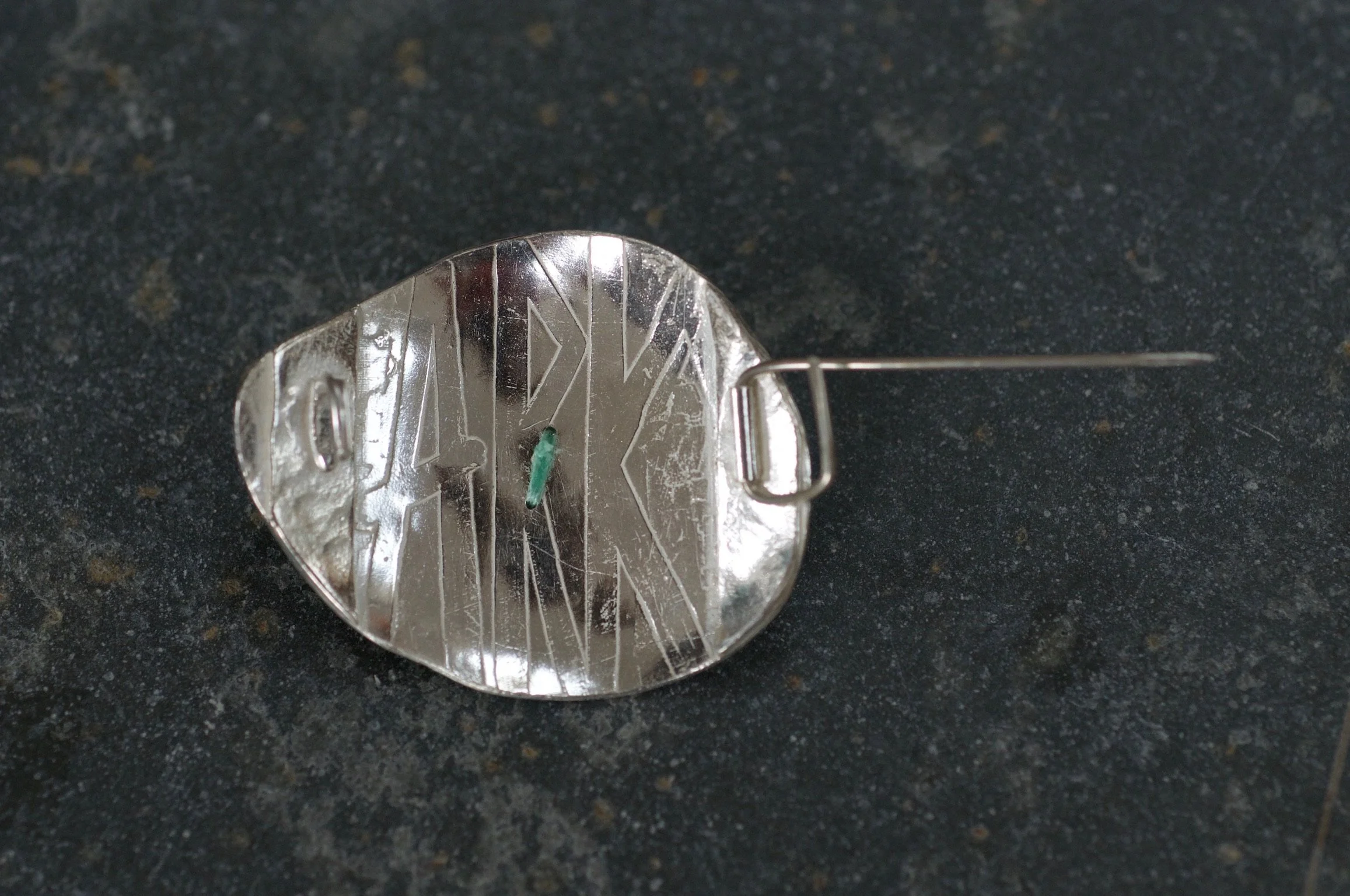 Talisman Ark brooch with pearl showing back