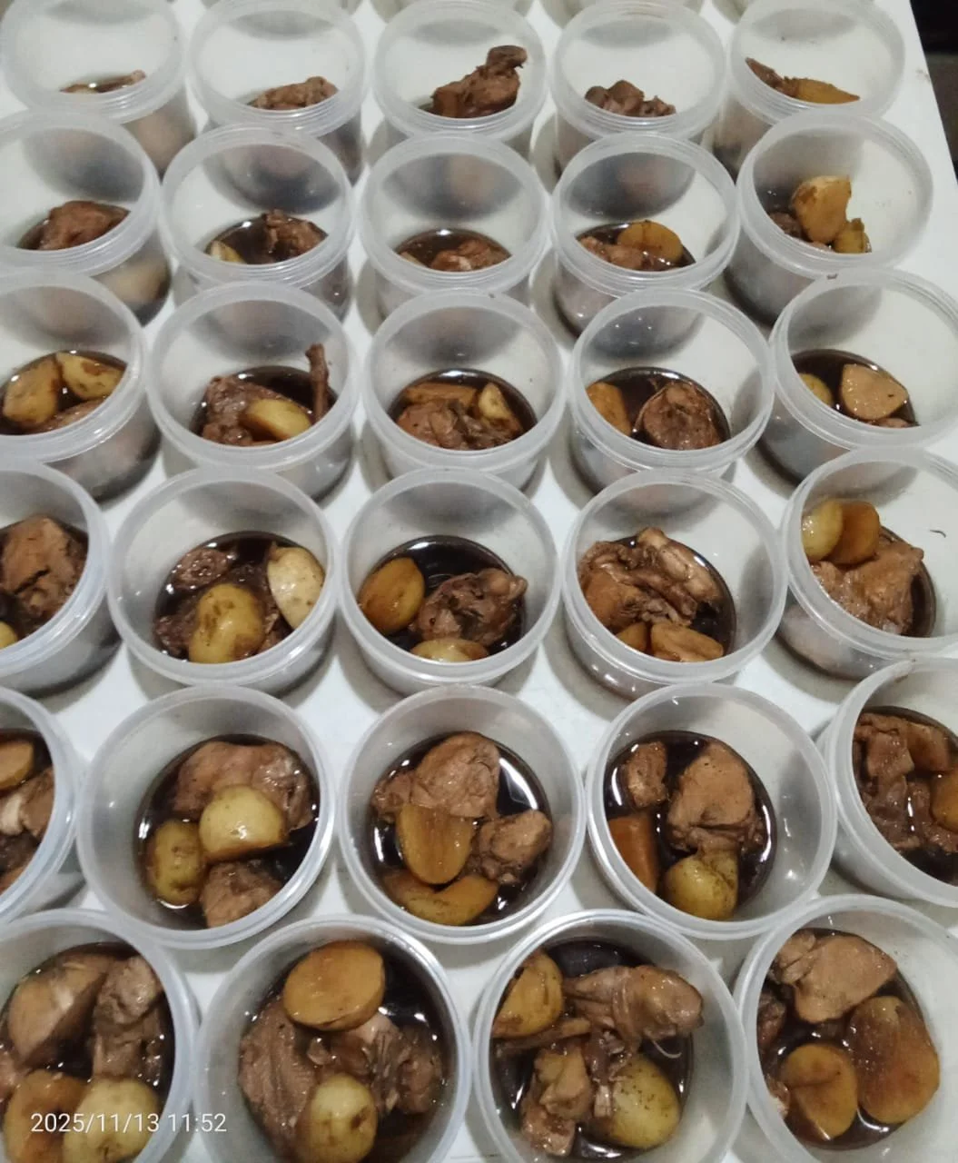 Chicken adobo with potatos.jfif