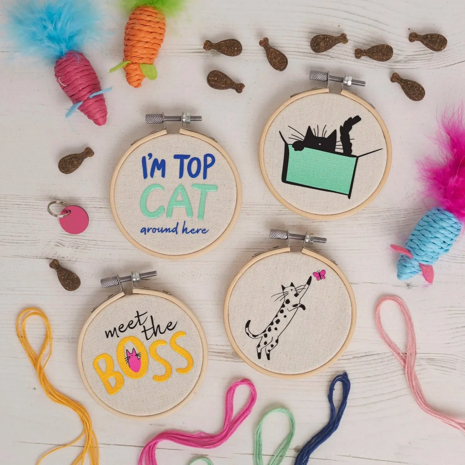 BAT+106103+-+Embroidery+Kit+-+4pk+Hoop+Decorations+-+Cat+-+Lifestyle+copy.jpg