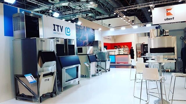 At #Euroshop with ITV Ice Makers 🧊 .
.
.
.
#Stand #Fair #Germany #Dusseldorf #company #tagsforlikes #Spain #boothdesign #efimeraldesign #design