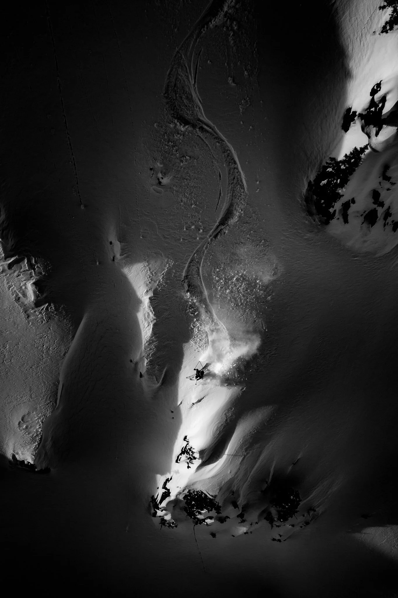 Stellar Heliskiing_5.jpg