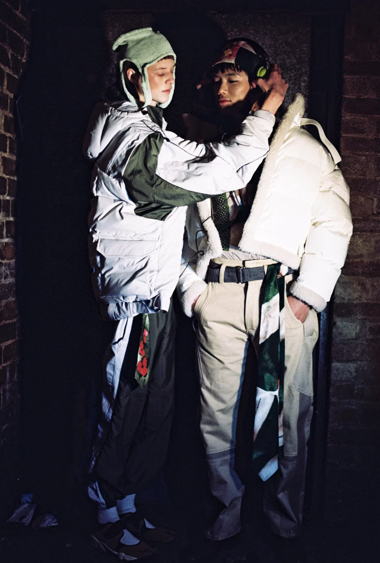 0003370-R1-22-23A copy1a.jpg