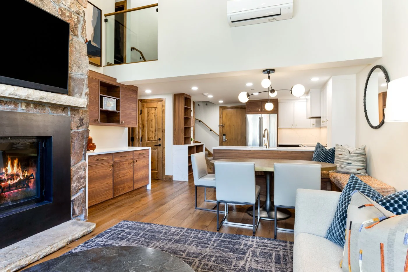 Lodge at Vail 354 MLS-15.jpg