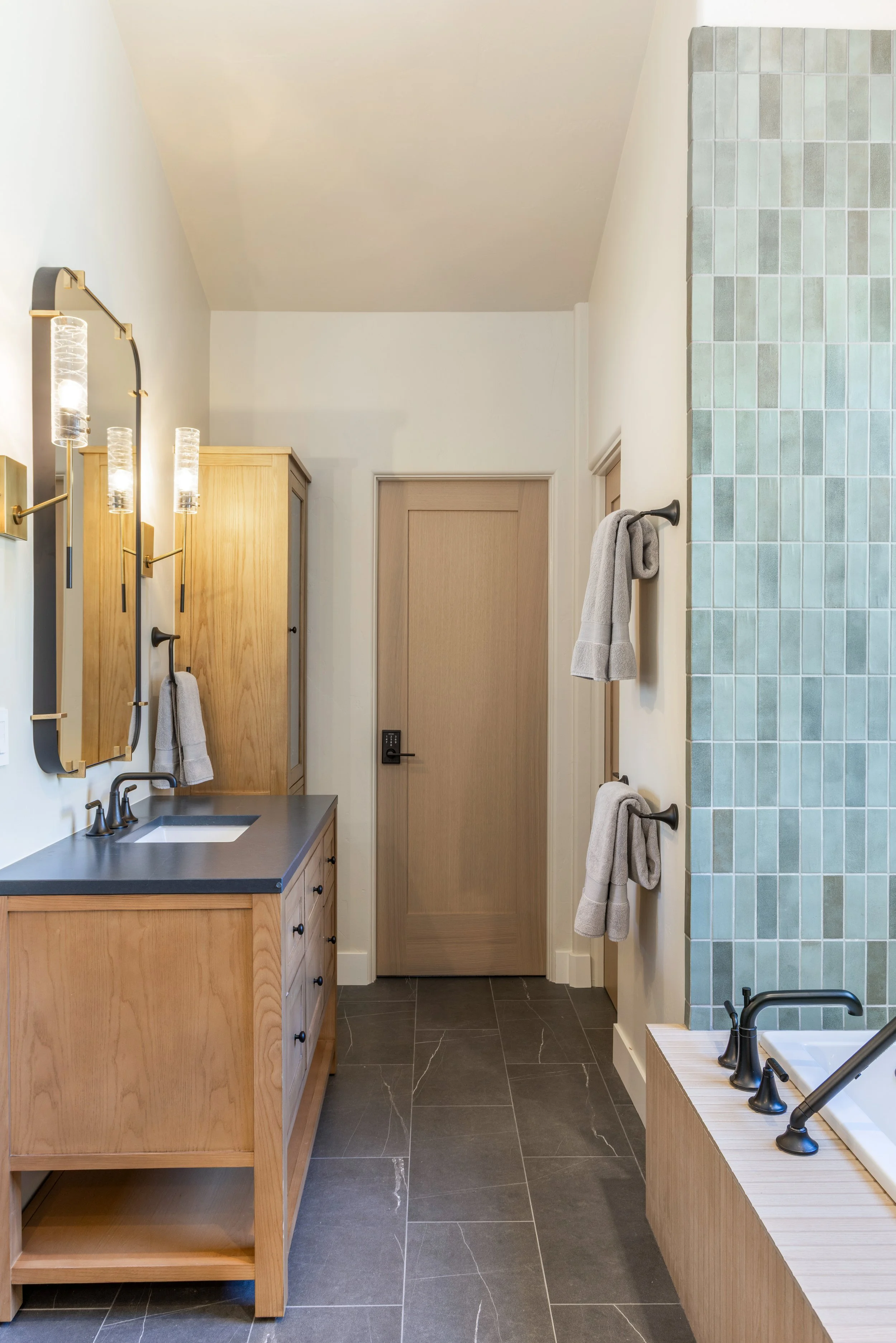 3170 W Wildridge Rd-32.jpg