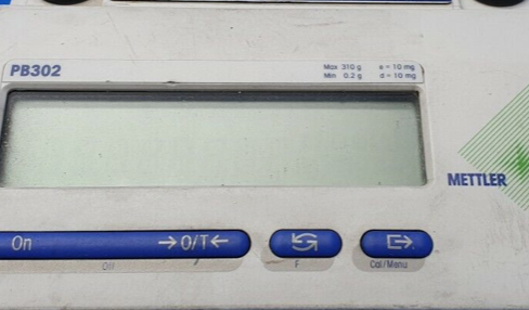 PB302 DIGITAL LAB PRECISION SCALE