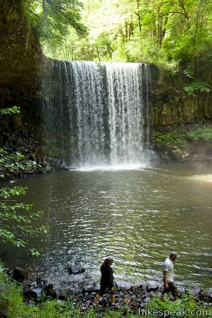 Five Essential Safety Tips for Hiking in the Pacific Northwest
