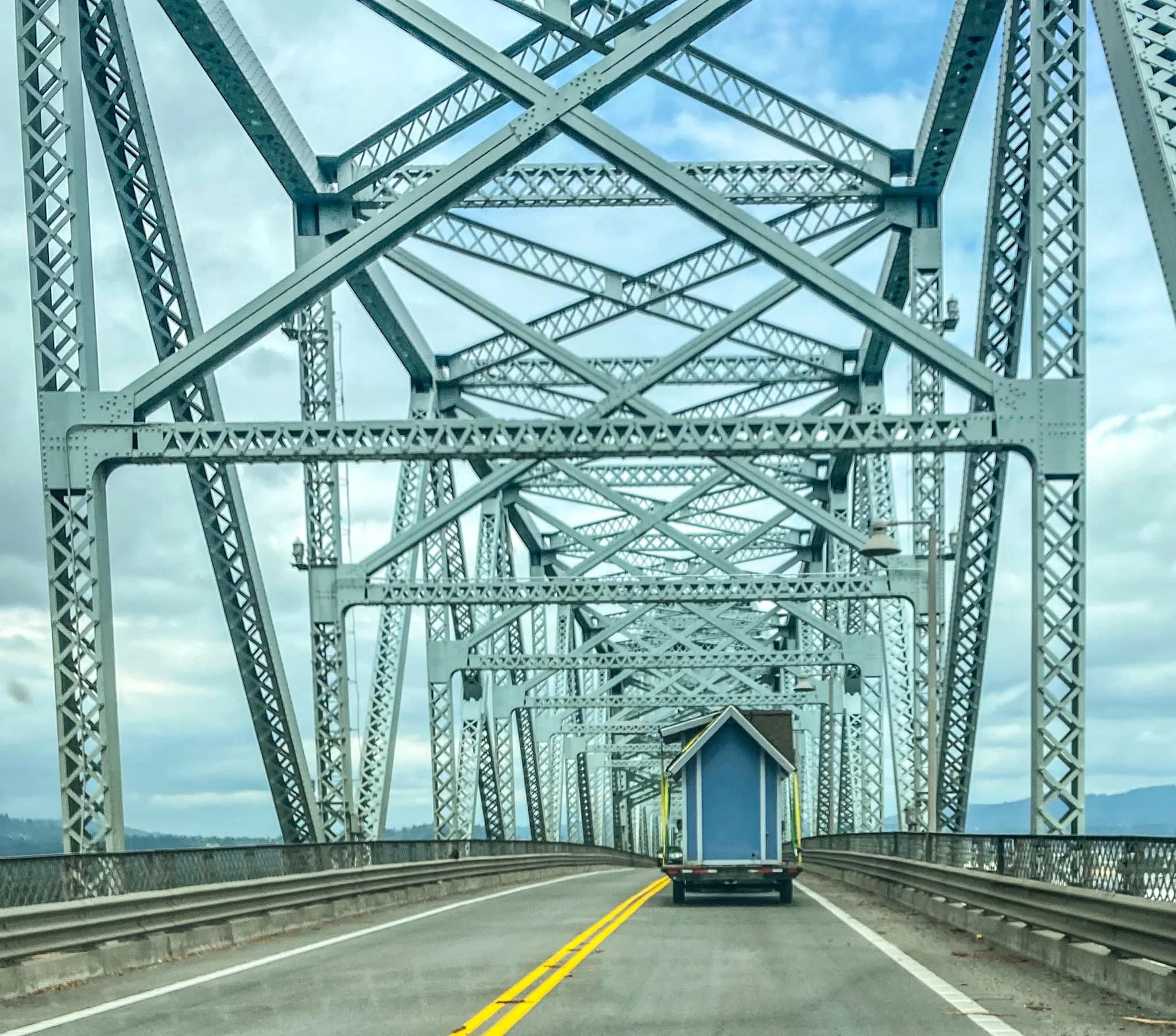 A Local’s Guide to Exploring Longview, WA (and Beyond!)