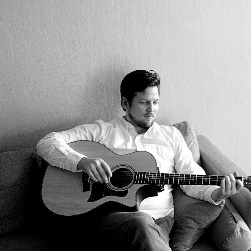 Live Music: TJ Ellis