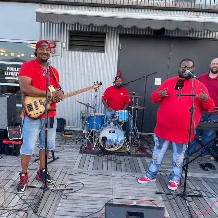 Live Music | Solacoustix Duo &amp; Smokey J's