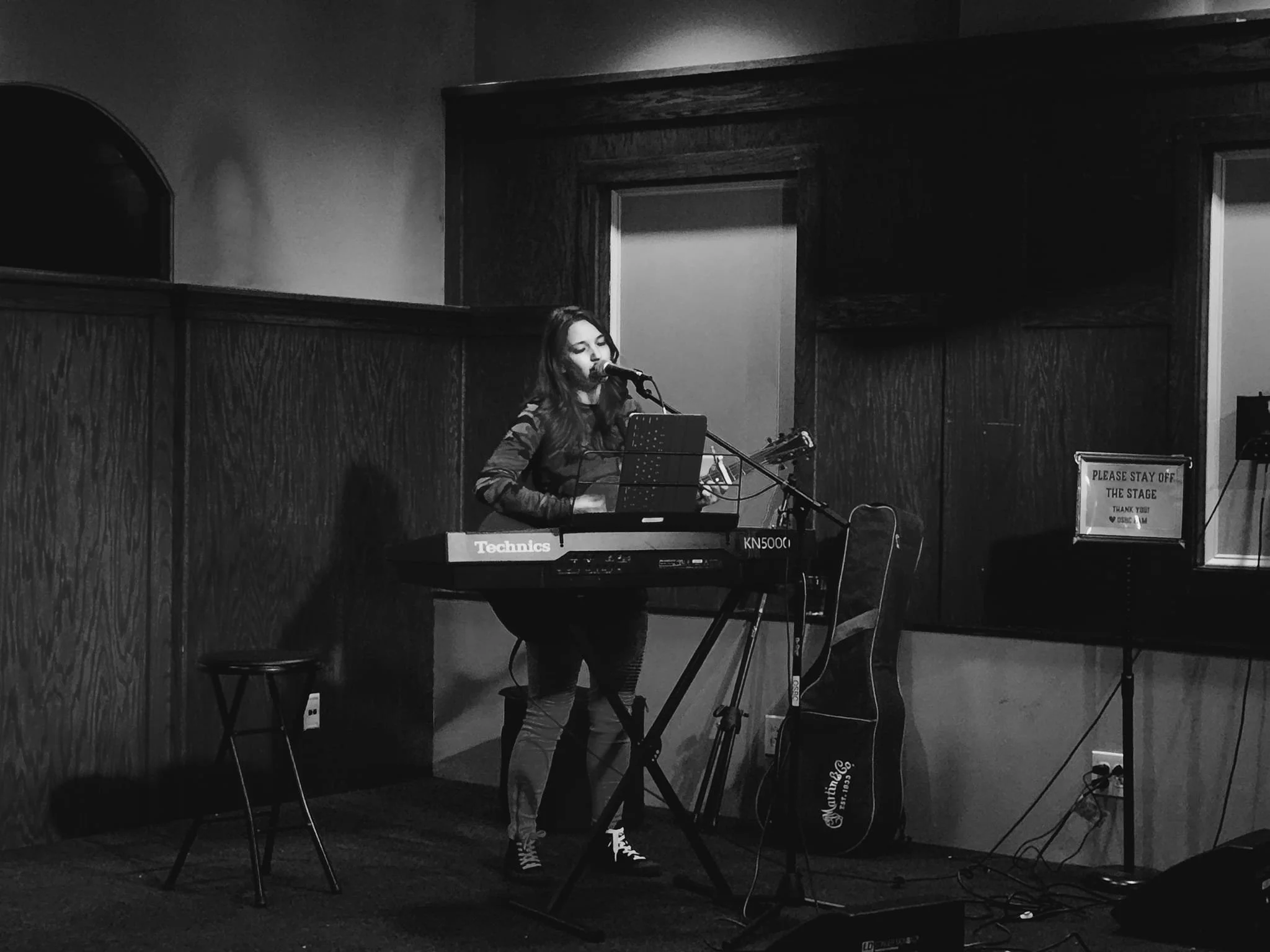 Live Music: Rachel Riggs &amp; Empanada Nirvana Food Truck!