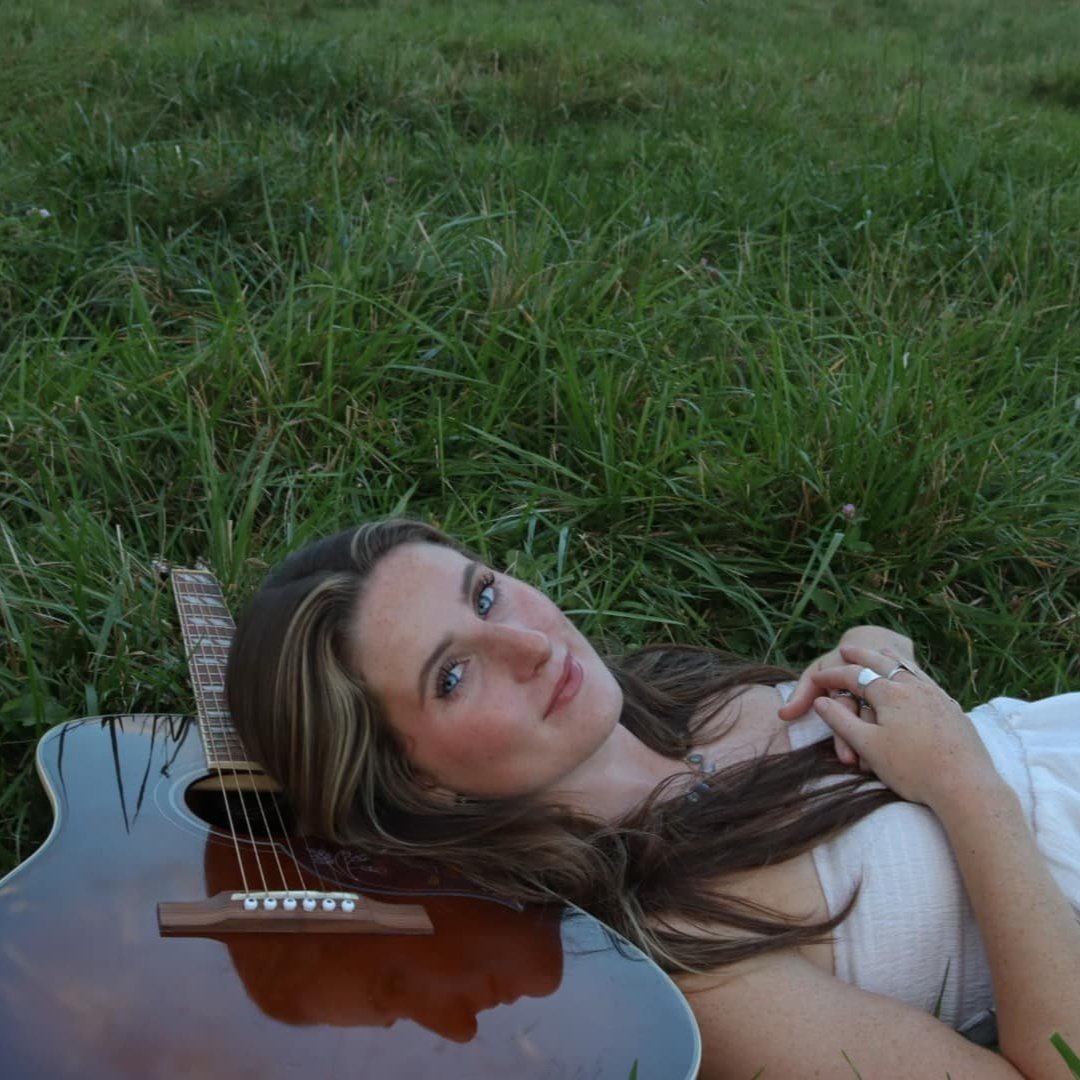 Live Music: Lyndsay Prilliman