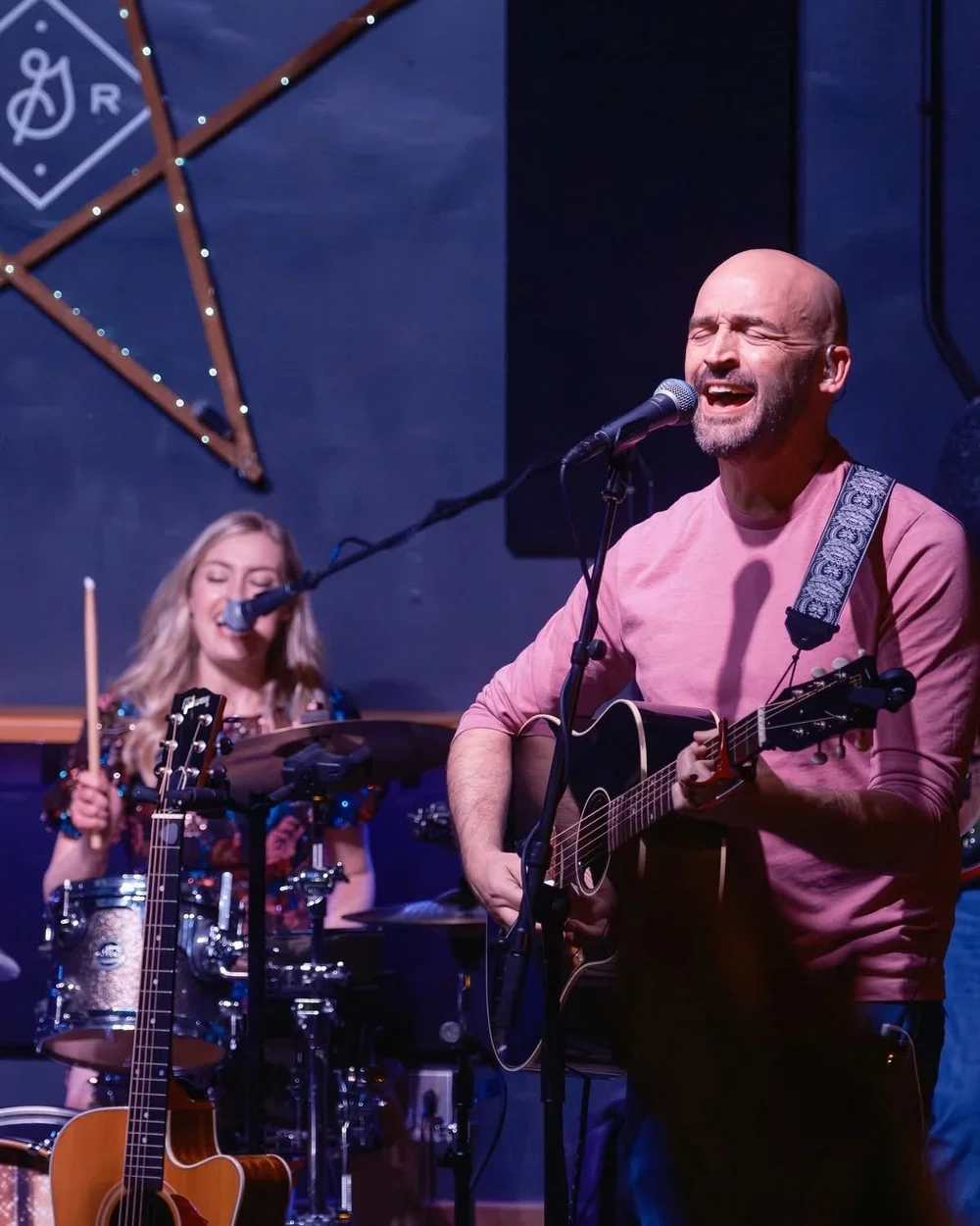 Live Music: Couldn't Be Happiers