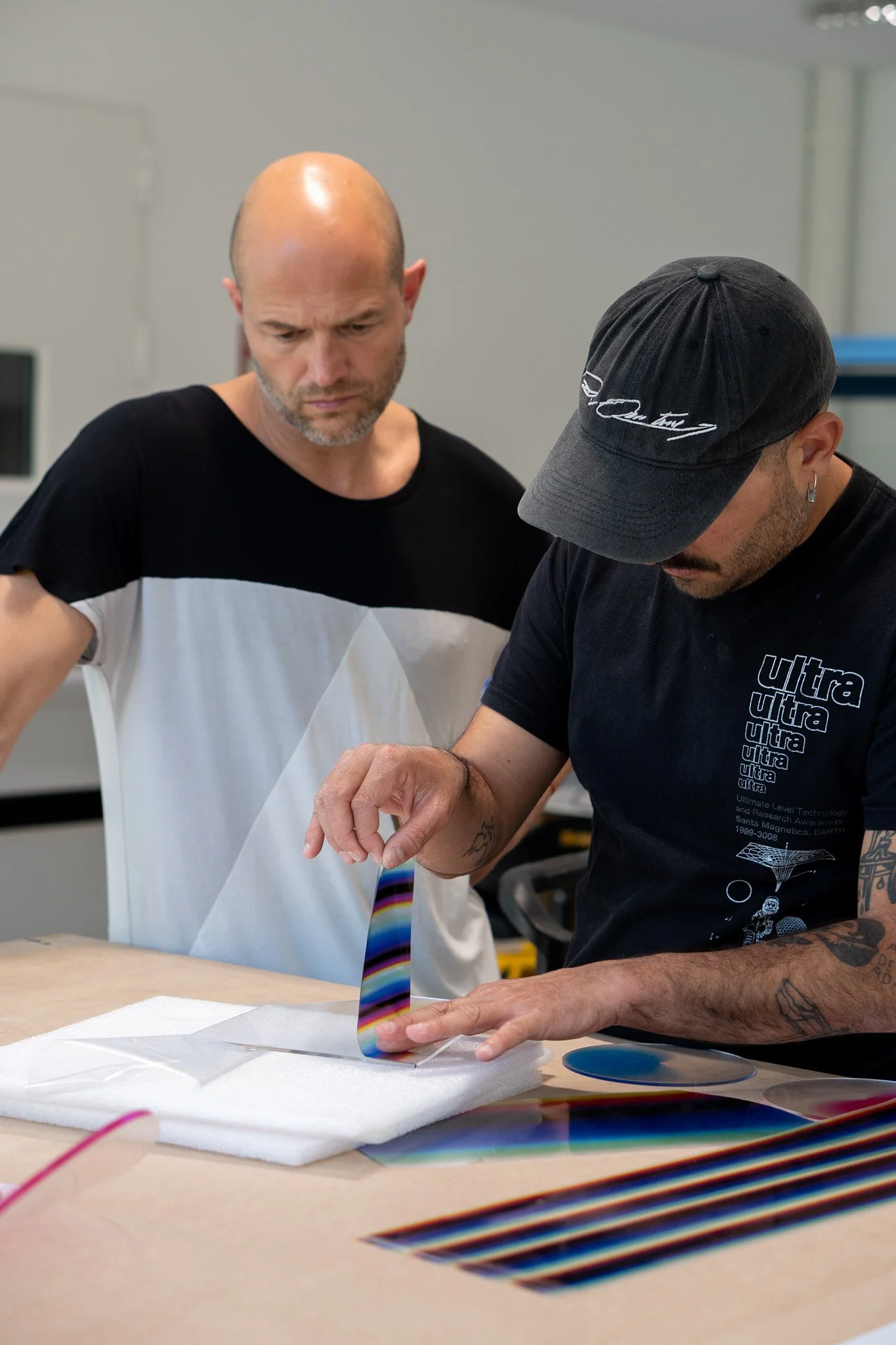 Daniel Schäfer at Casa Axis. Artist residency with Felipe Pantone.