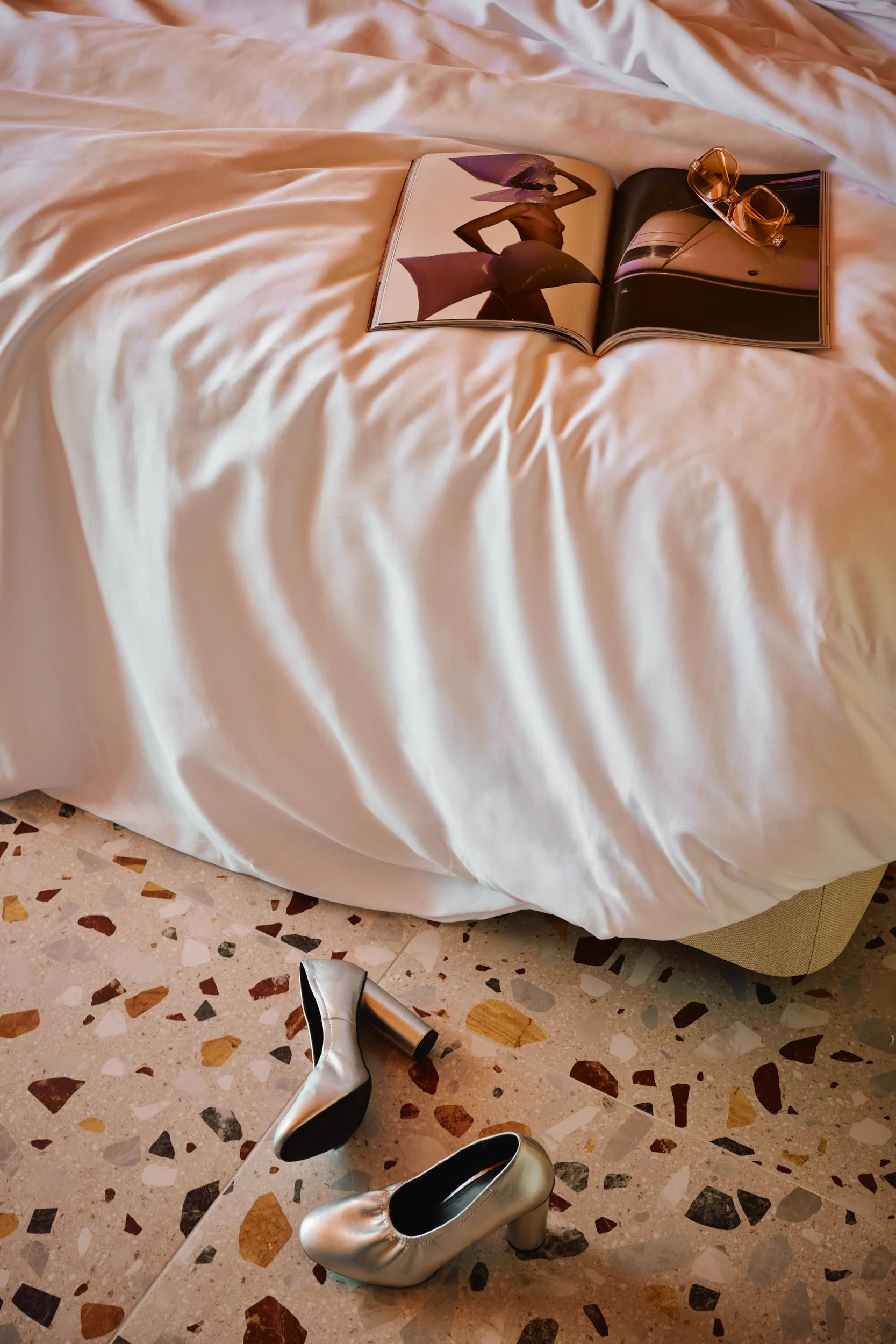 Hotel_Riviera_Room_4_Daniel_Schaefer_Studio_012_web.jpg