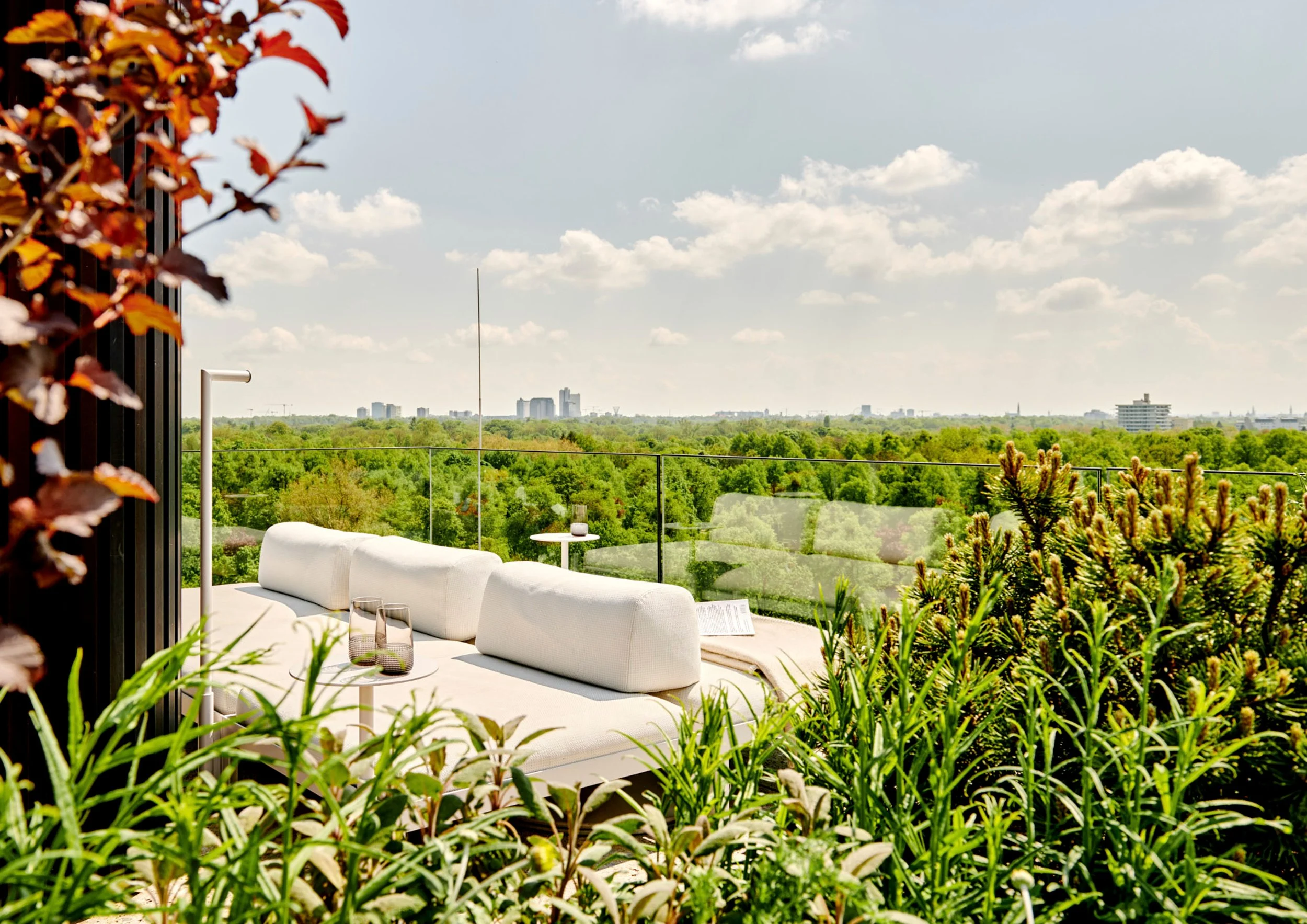 u158_daniel schaefer studio_4.jpg