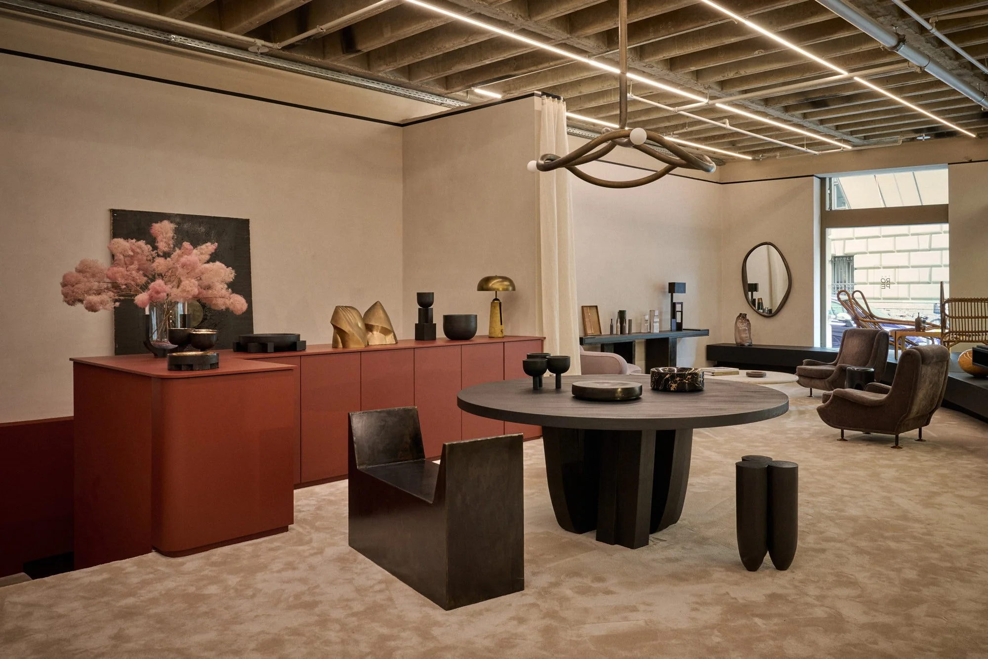 The Rope. Collectible Objects. Furniture.