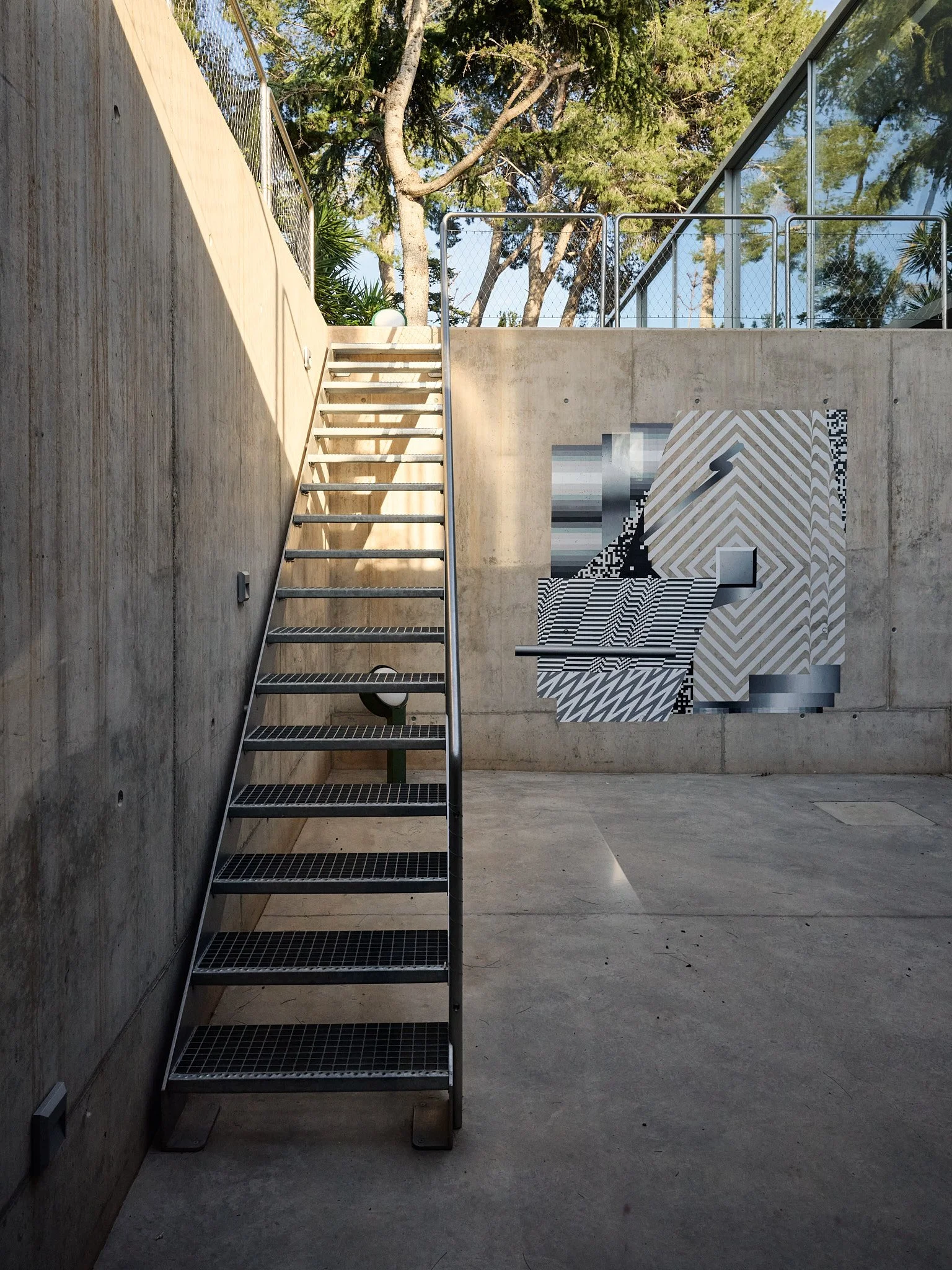 Art Studio. Casa Axis by Felipe Pantone in Valencia. Photography © Daniel Schäfer Studio.