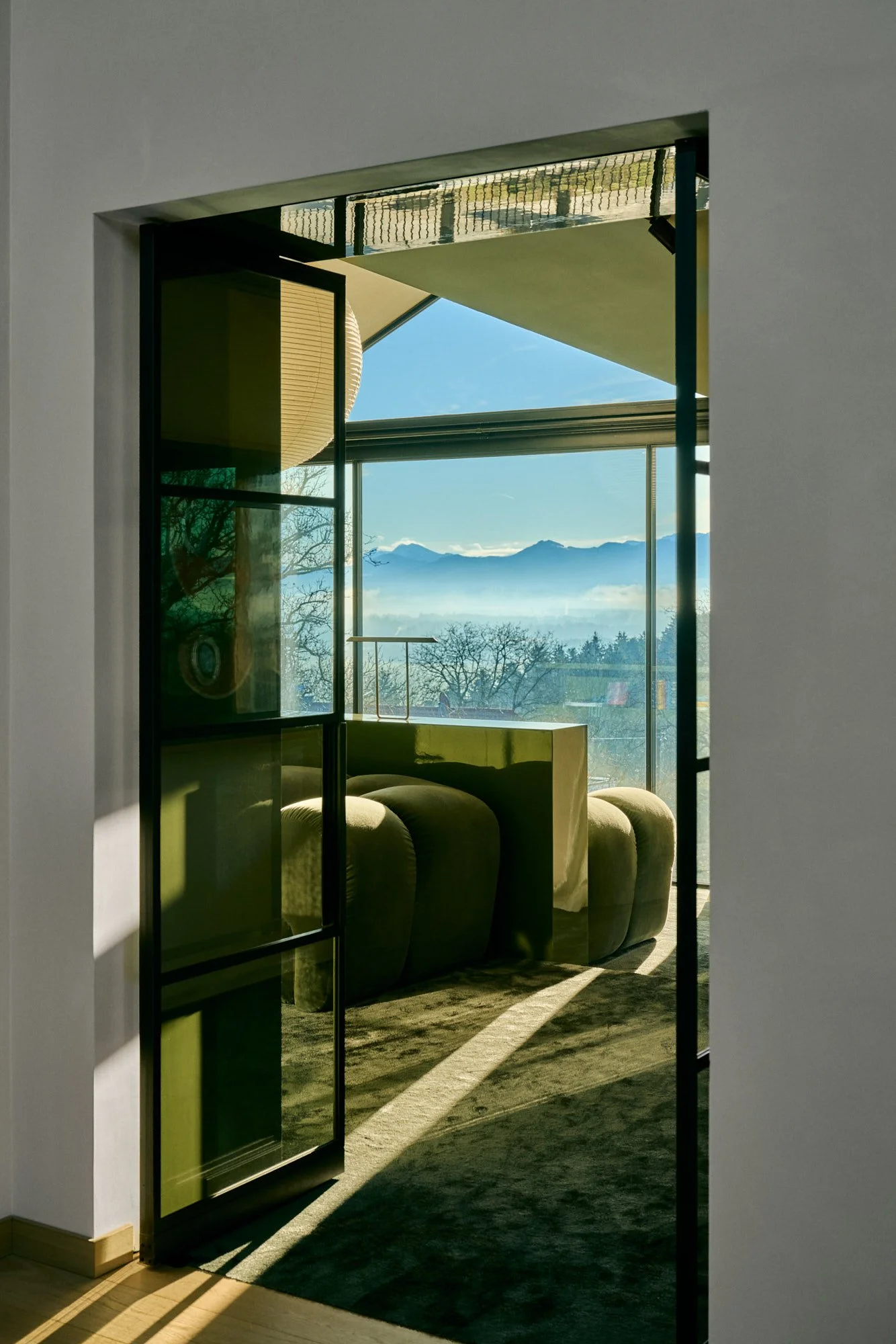 JuliaStöckert_Chiemsee_Daniel_Schäfer_Studio_017_web2000px.jpg