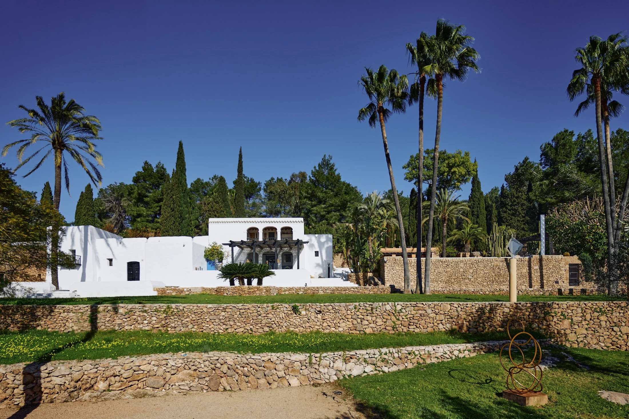 Heinz Mack ZERO Ibiza Residence and Atelier for HTSI. Photography by Daniel Schäfer