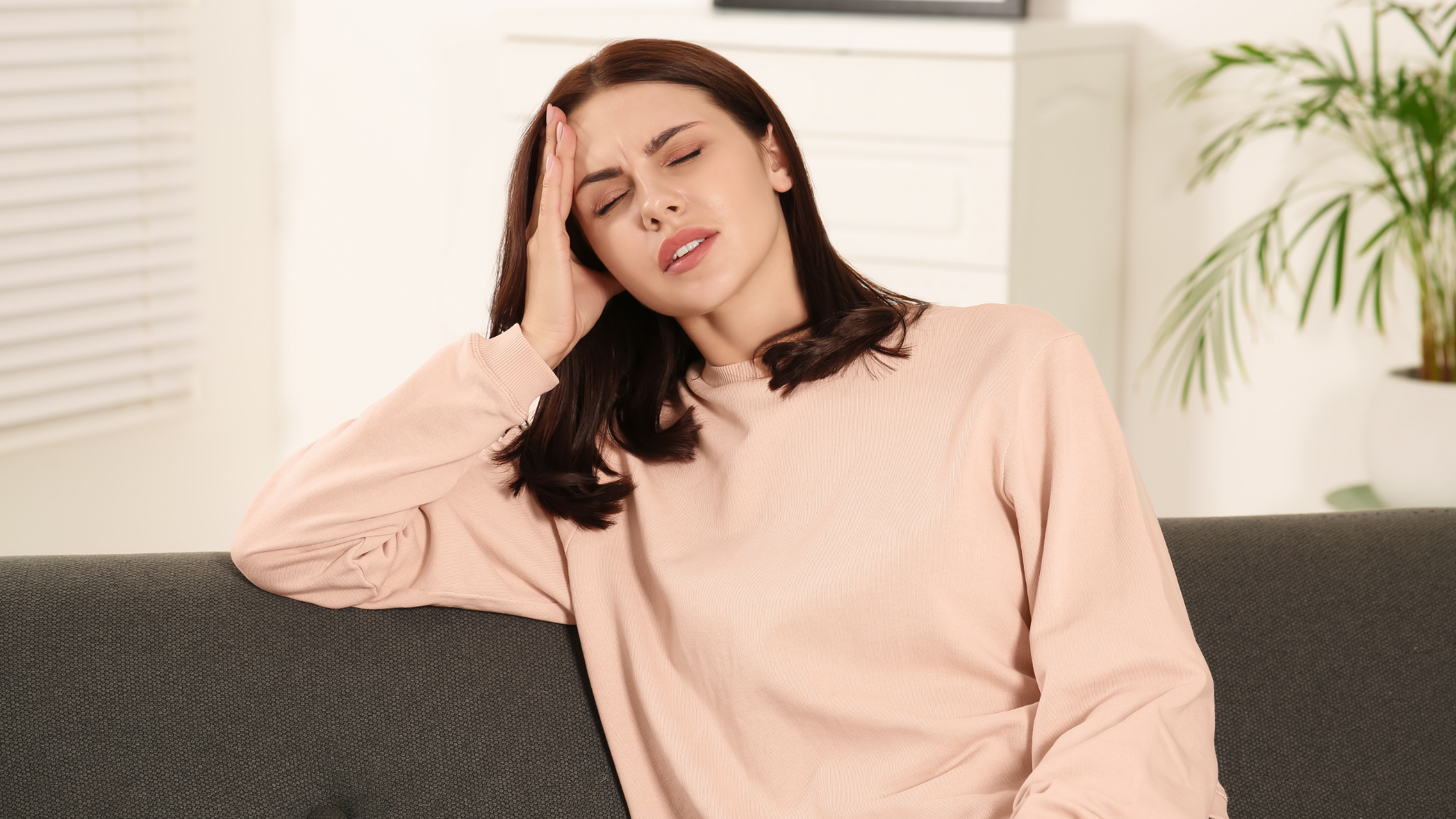 Salud mental femenina: cómo los cambios hormonales impactan emociones y qué herramientas profesionales ayudan