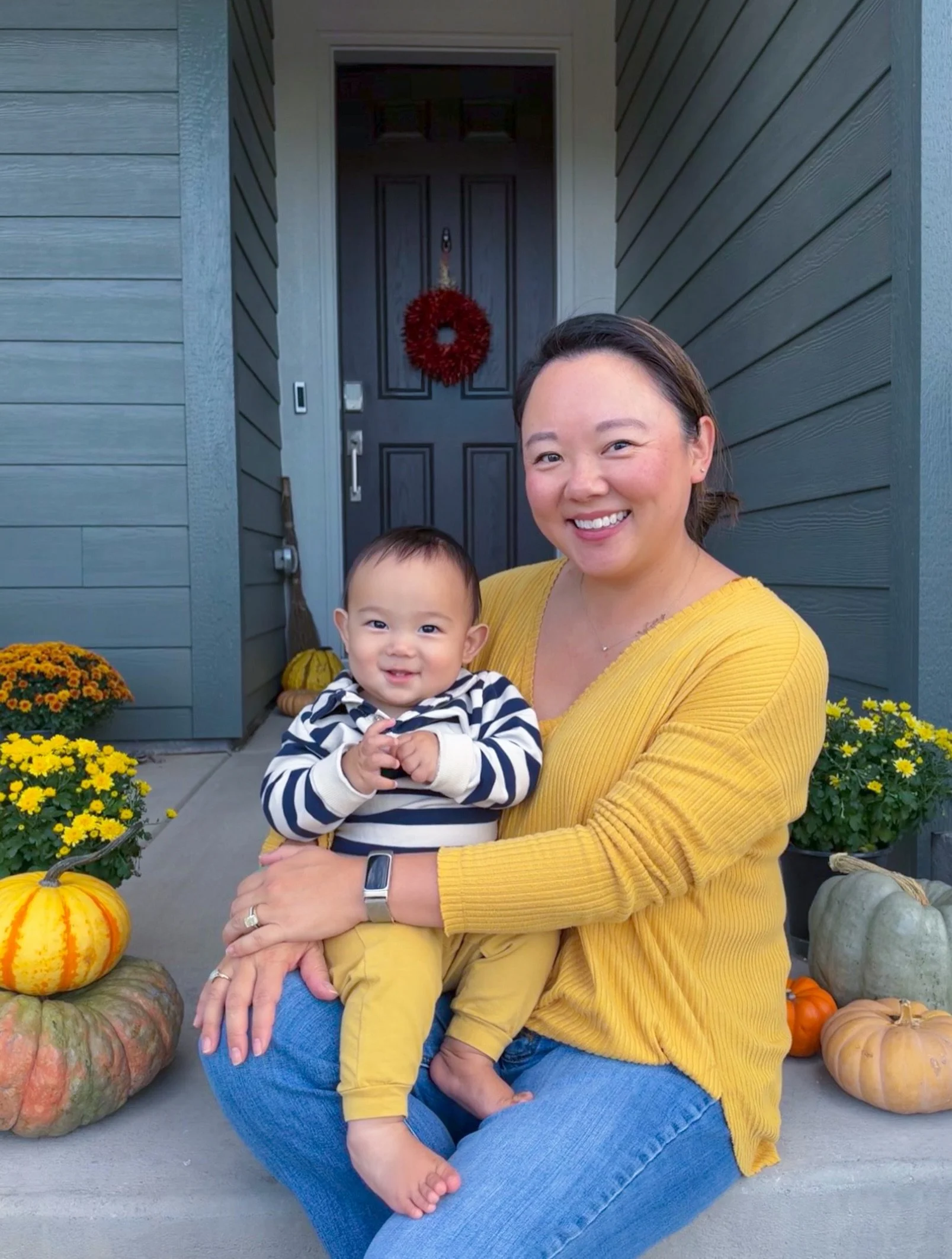🍂 The first day of fall feels like a good time for a little reintroduction. 

👋🏼Hi, I&rsquo;m Kelsey! The actual person behind this account and my blog (link in bio). Joined by my newest (and cutest) little sous chef.

🥟If you&rsquo;re new here, 