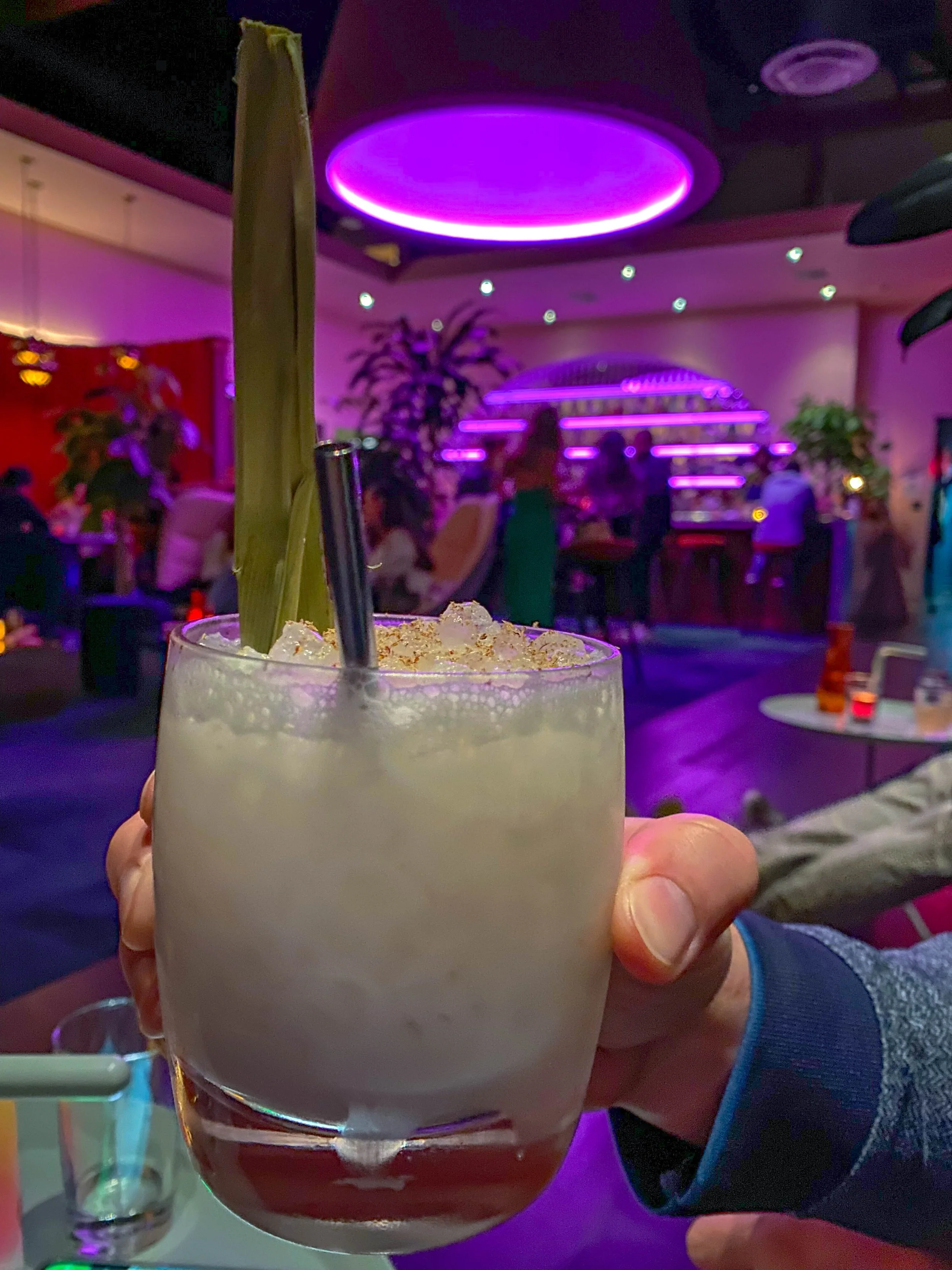 Moongate Lounge