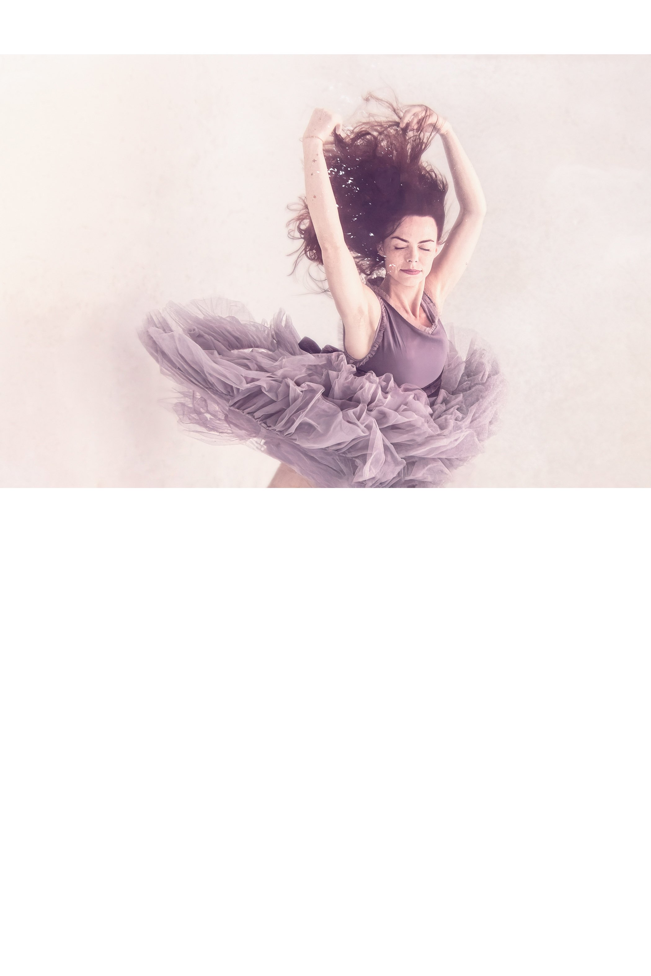 weightless-grace.jpg