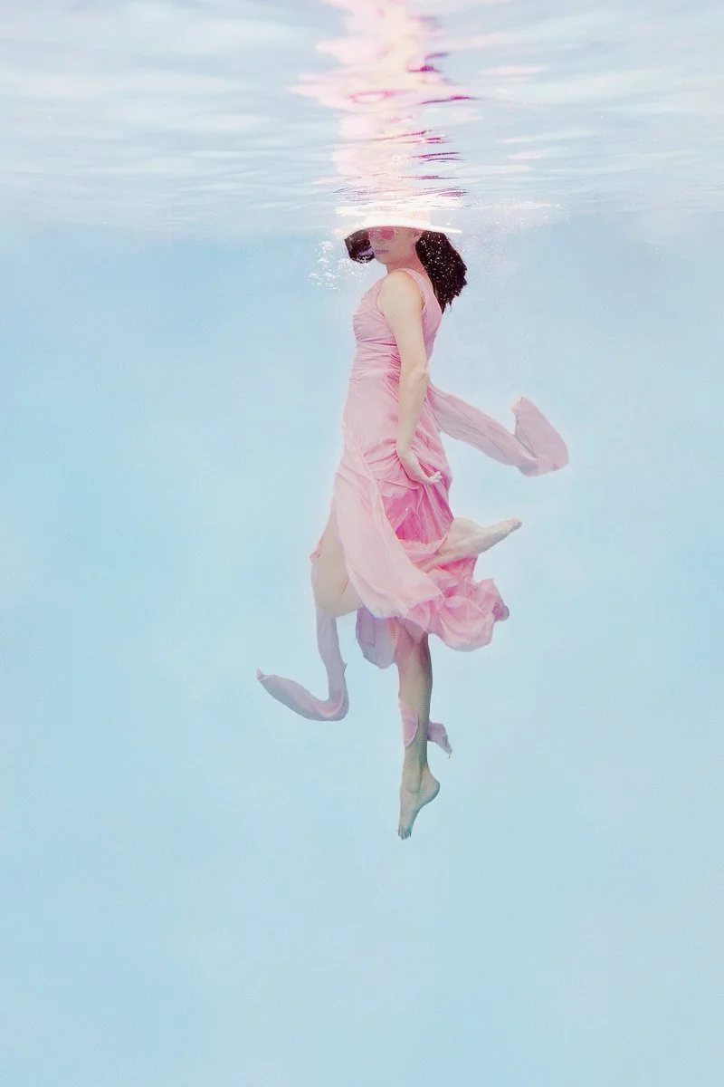 Elegance | Soft Illumination – Fine Art Underwater Photograph