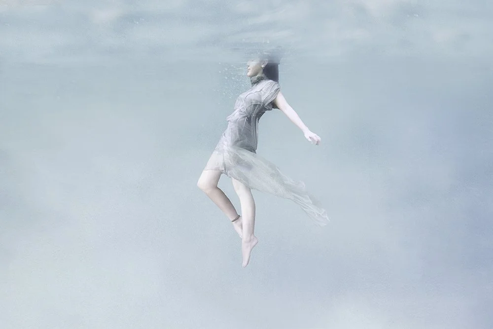 ophelia-reimagined-underwater-fine-art-photography.jpg