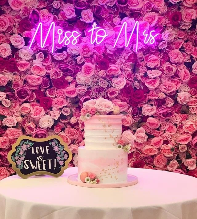 PINK ON PINK ON PINk🌷 had the pleasure in having Our beautiful Flower Wall 🌸AVA🌸 with our adorable &ldquo;Miss to Mrs&rdquo; neon sign at a lovely bridal shower this past weekend. Our walls are perfect for any bridal festivitie💕
.
Cake: @gladis_c