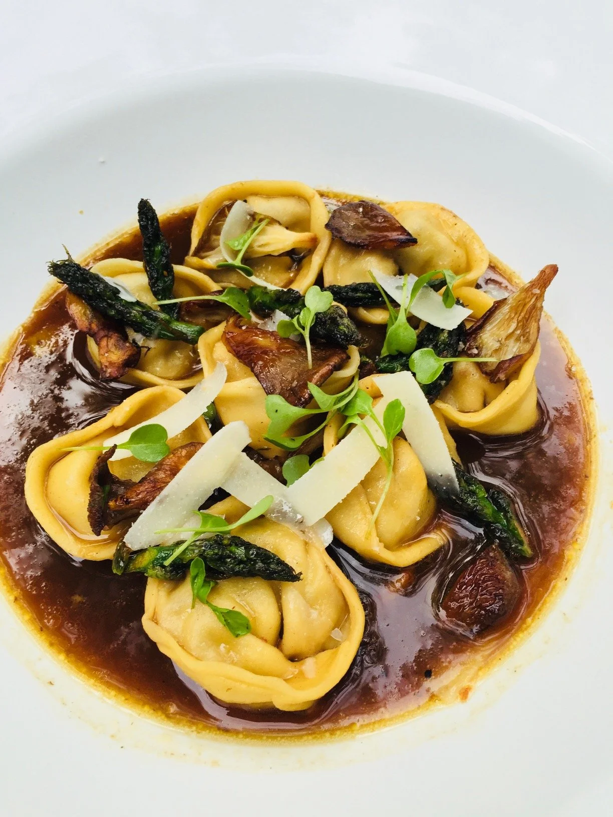Pasta with mushrooms and asparagus at D’Vino