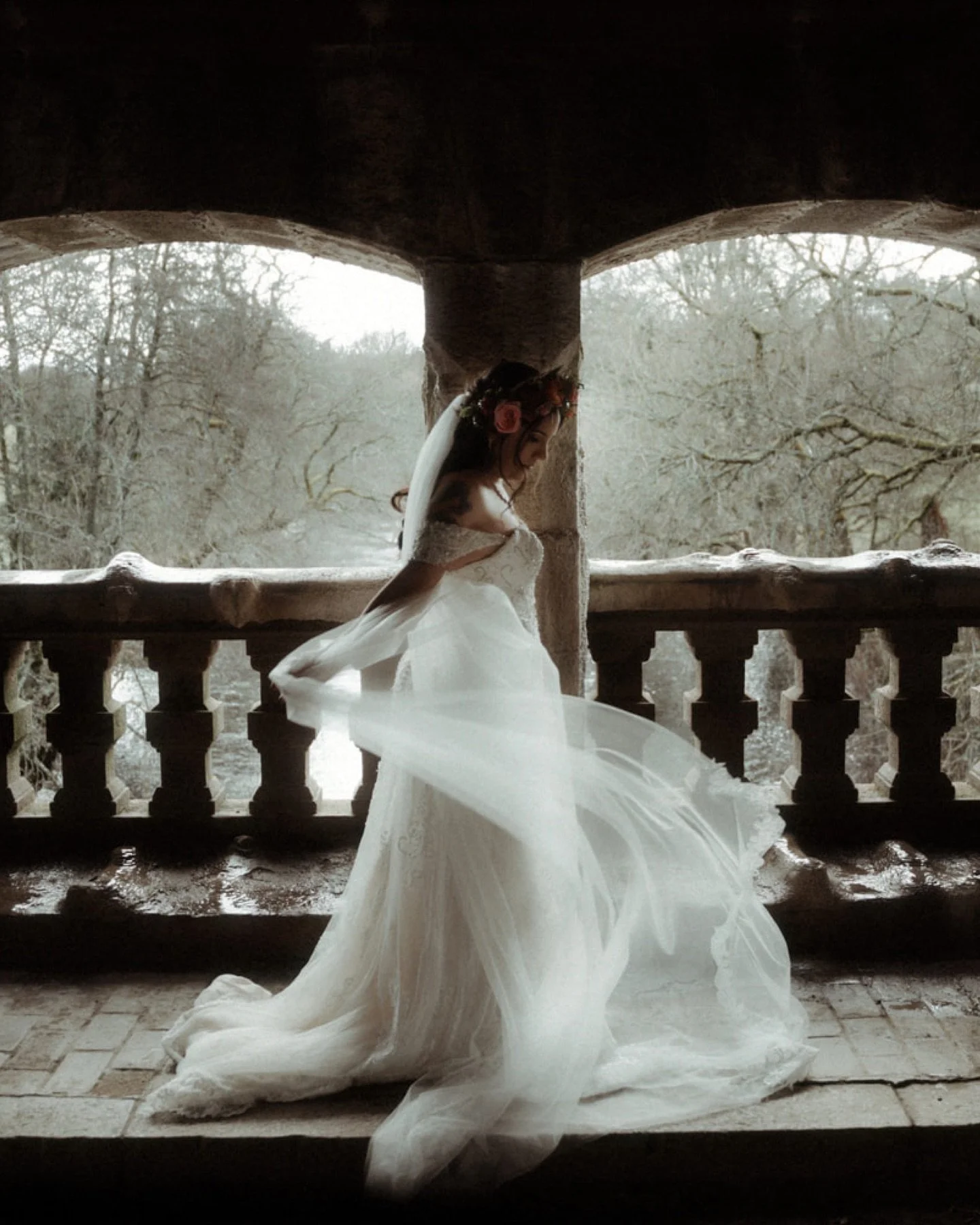 Embracing the elements 🌬️❄️🌧️ 

Through snow, wind, and rain, Jason and Mercy stood unwavering. Wrapped in winter light beneath bare branches and along the still banks of Loch Garten, they chose each other in the raw heart of Scotland. 

No perfect