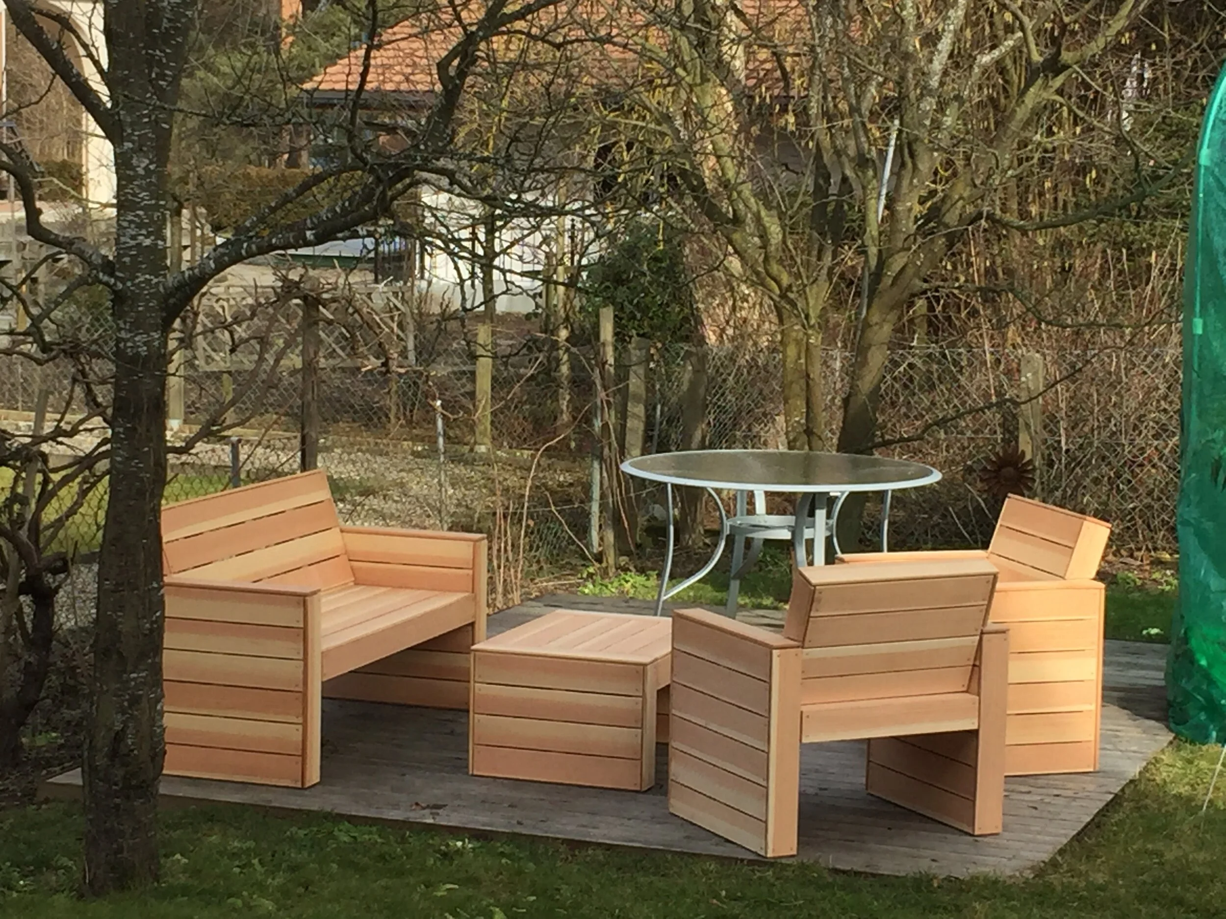 Gartenmöbel aus Holz
