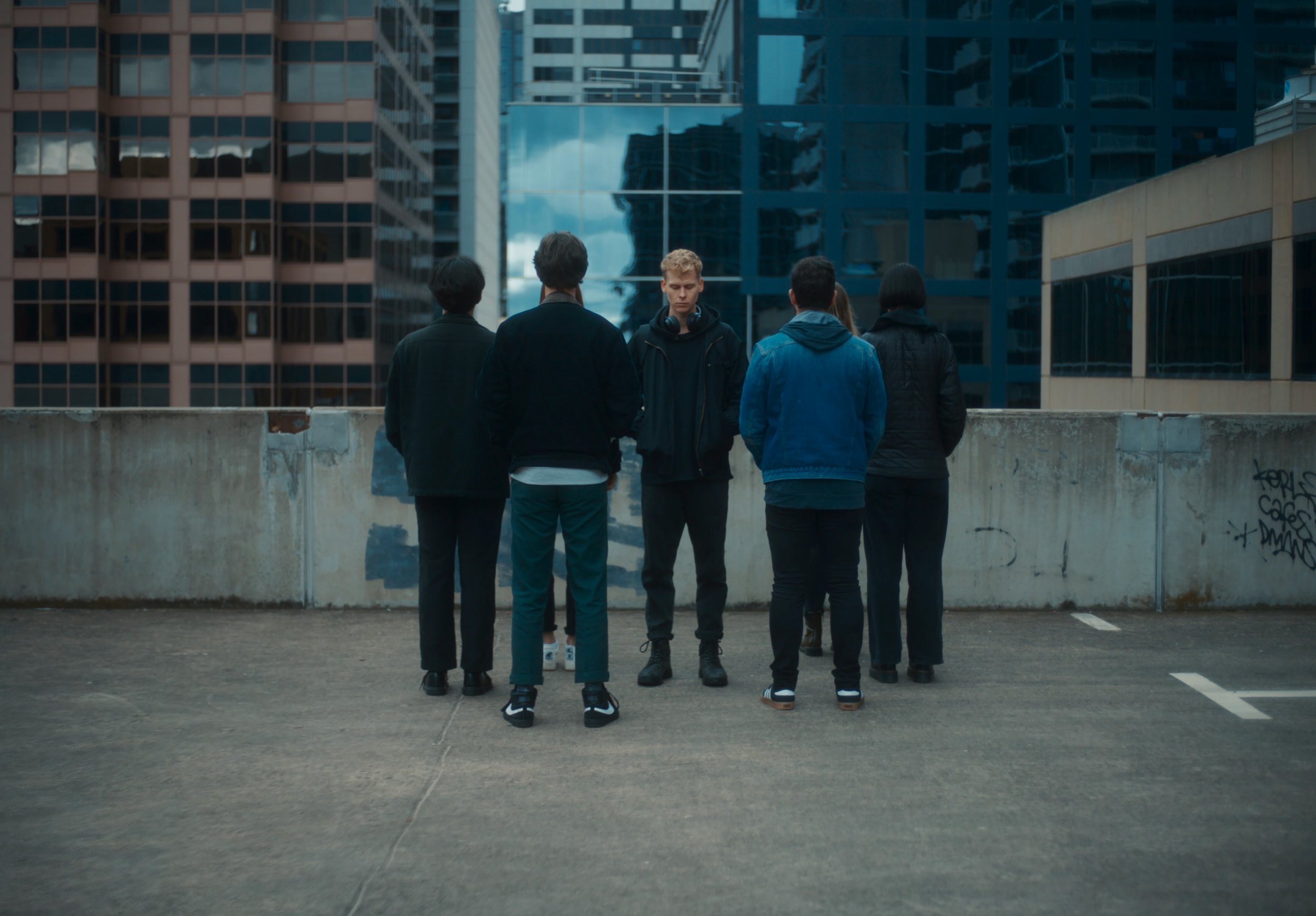 Fractures - Burnt_h264_StreamingCopy.mp4_snapshot_00.02_[2023.03.09_13.35.39].jpg