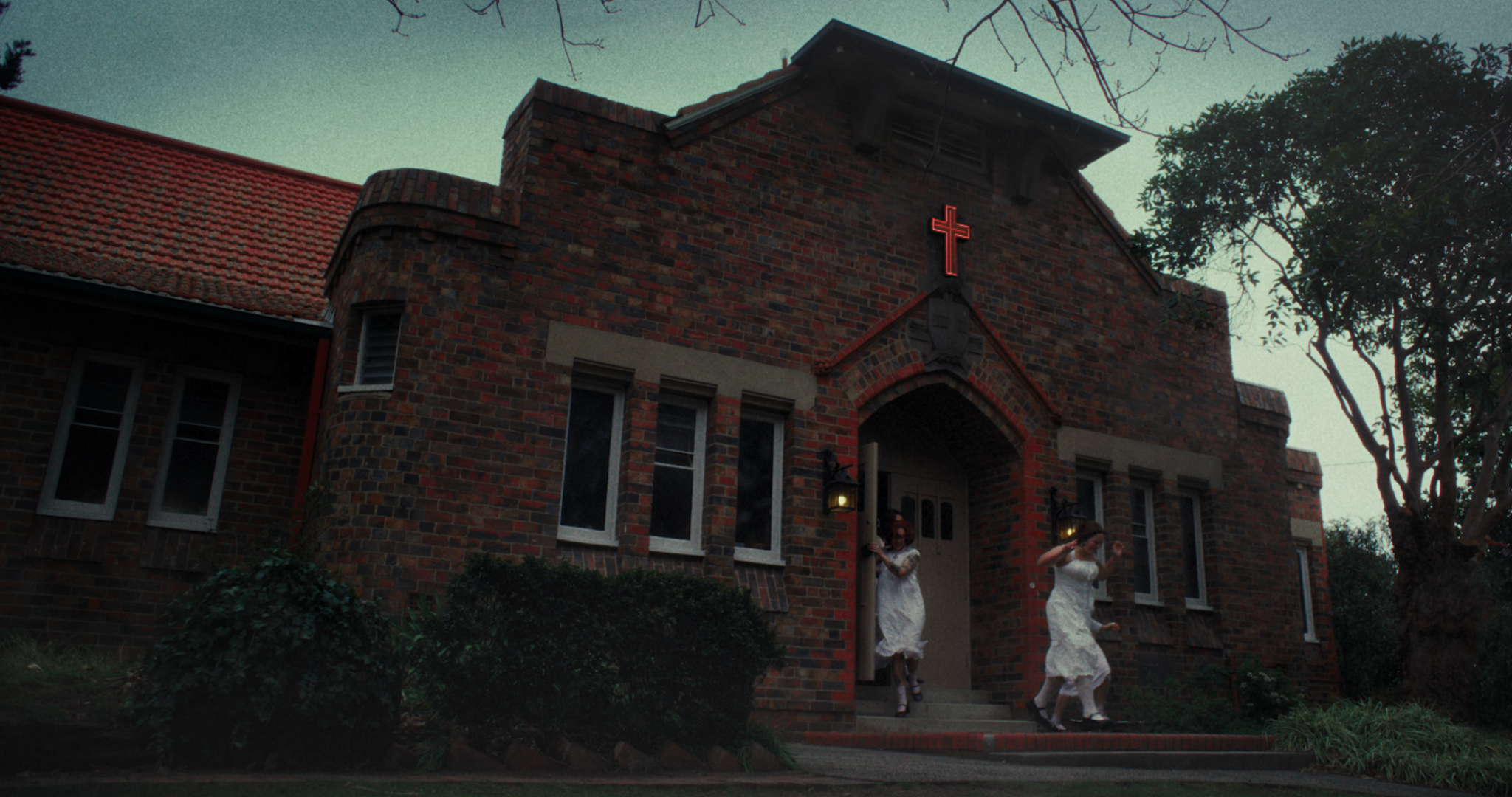 TJATJT_'Mother'_Online-Edit_VXX (0-02-41-21).png